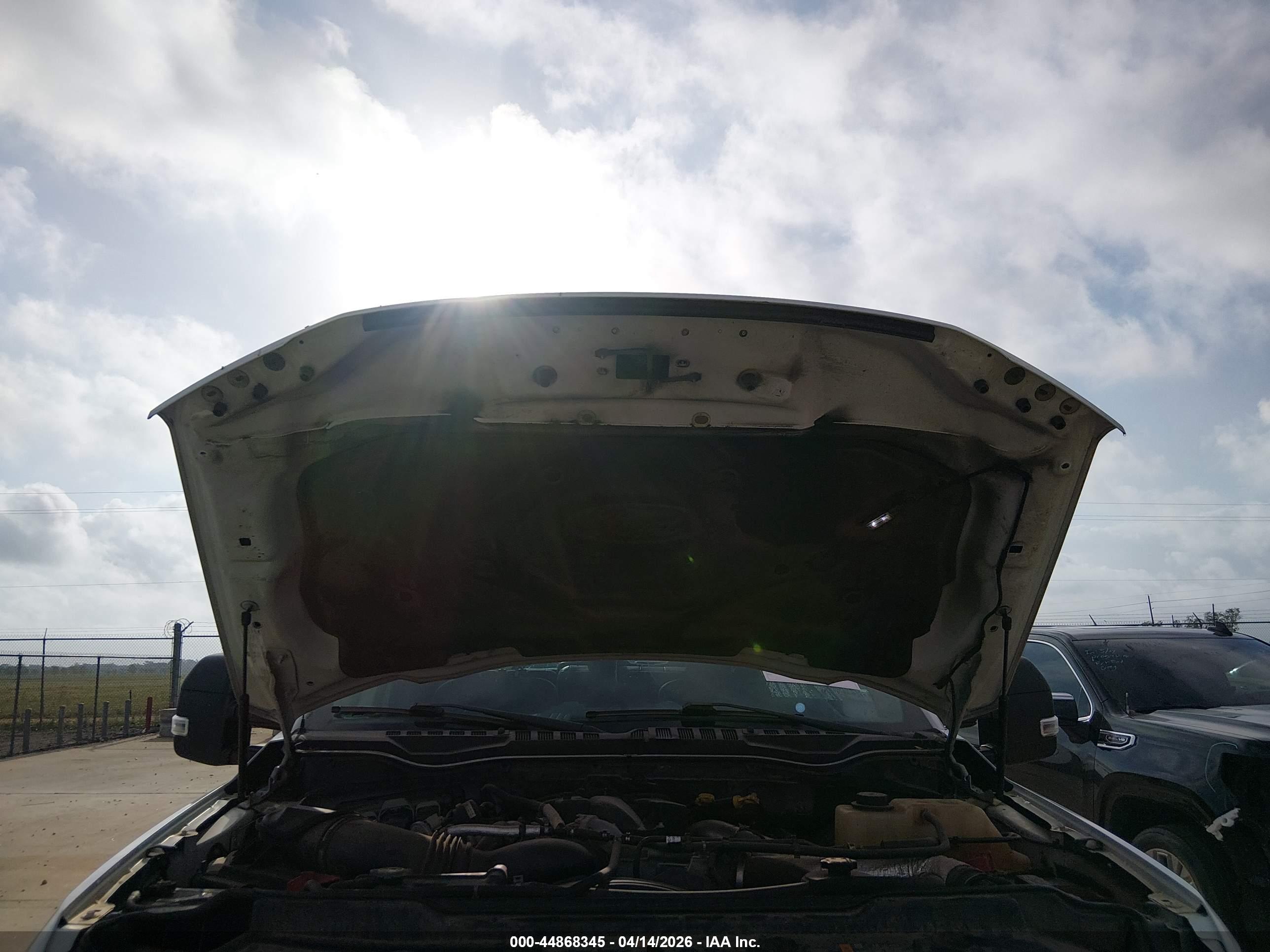 FORD F-250 image 10