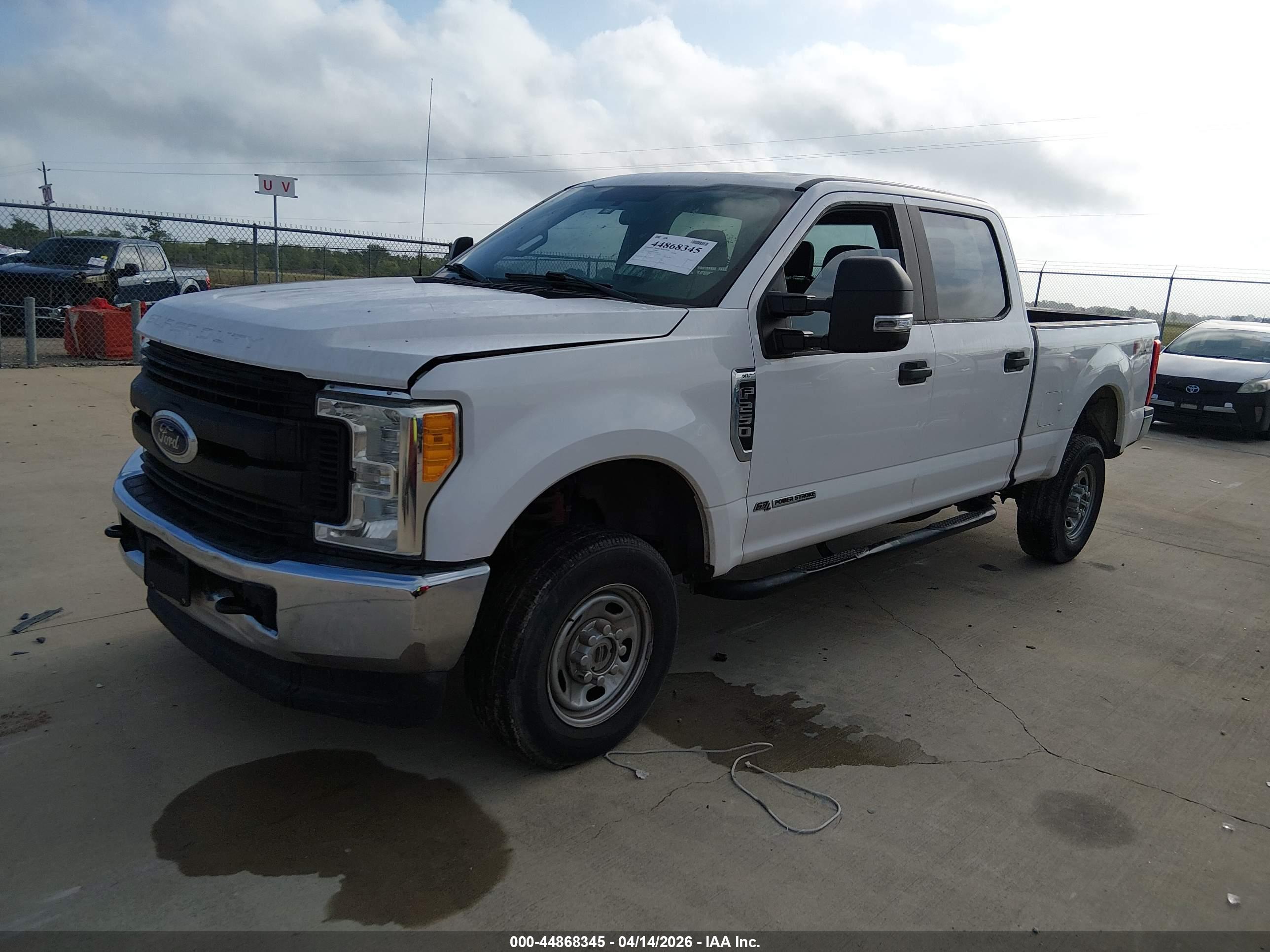 FORD F-250 image 2