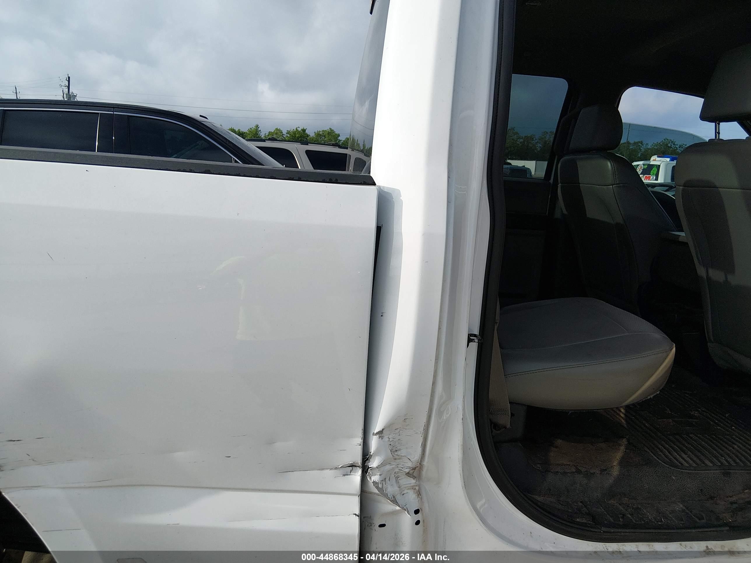 FORD F-250 image 8