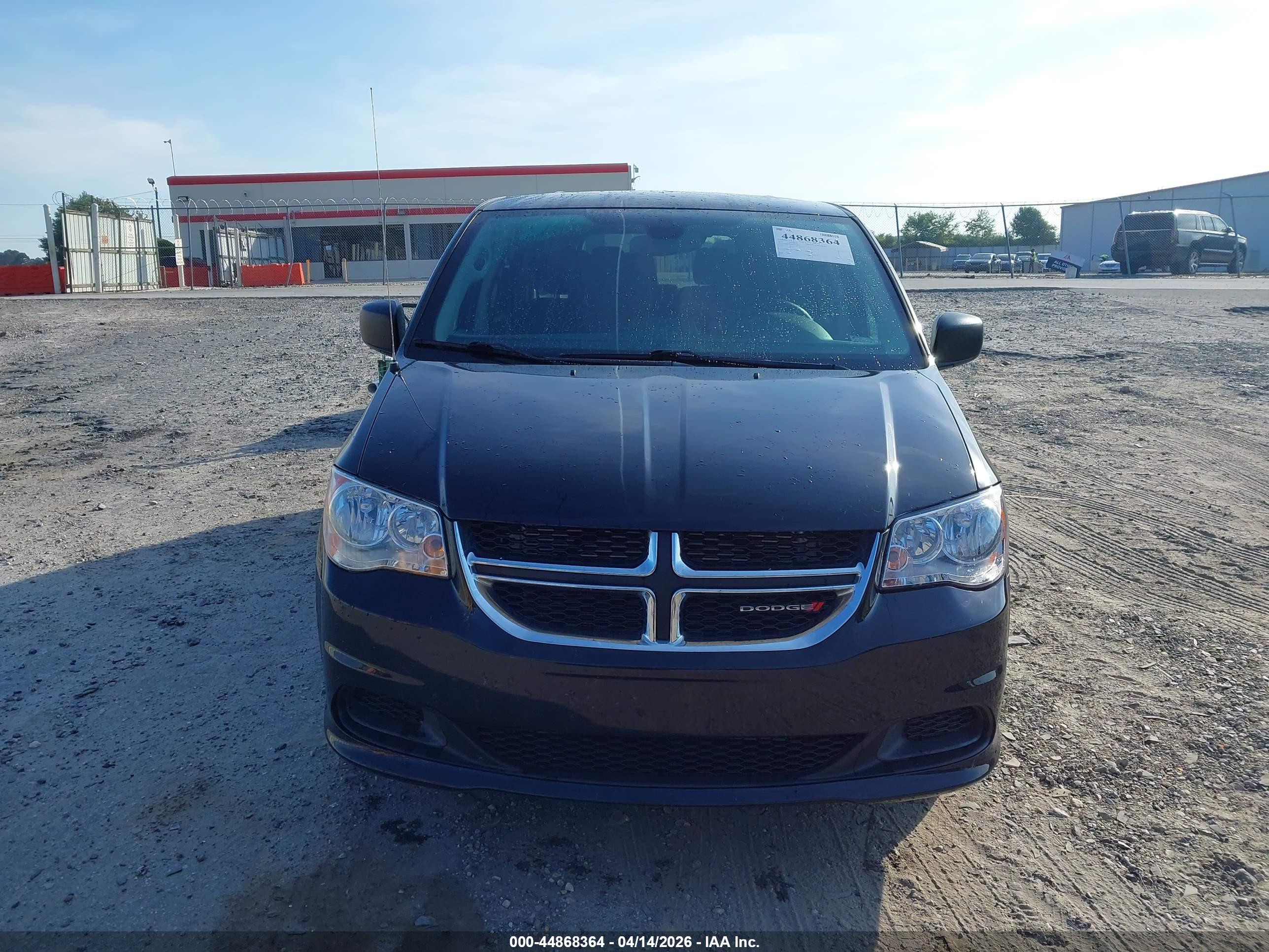 DODGE GRAND image 6