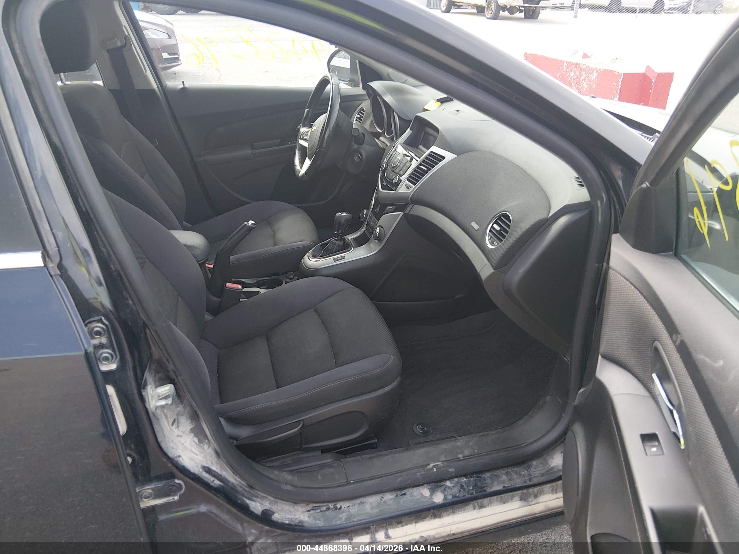 CHEVROLET CRUZE image 5