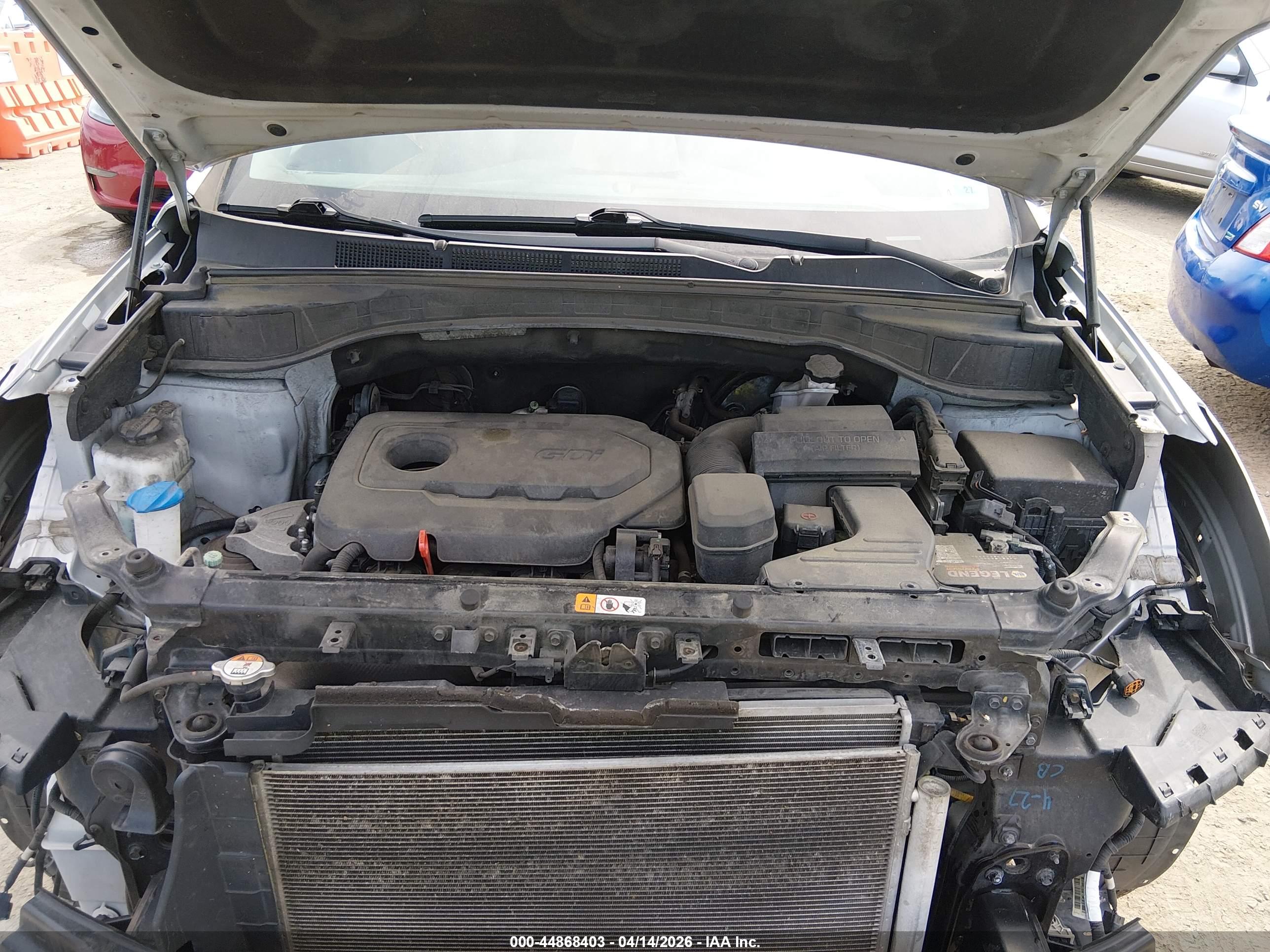 HYUNDAI SANTA image 10