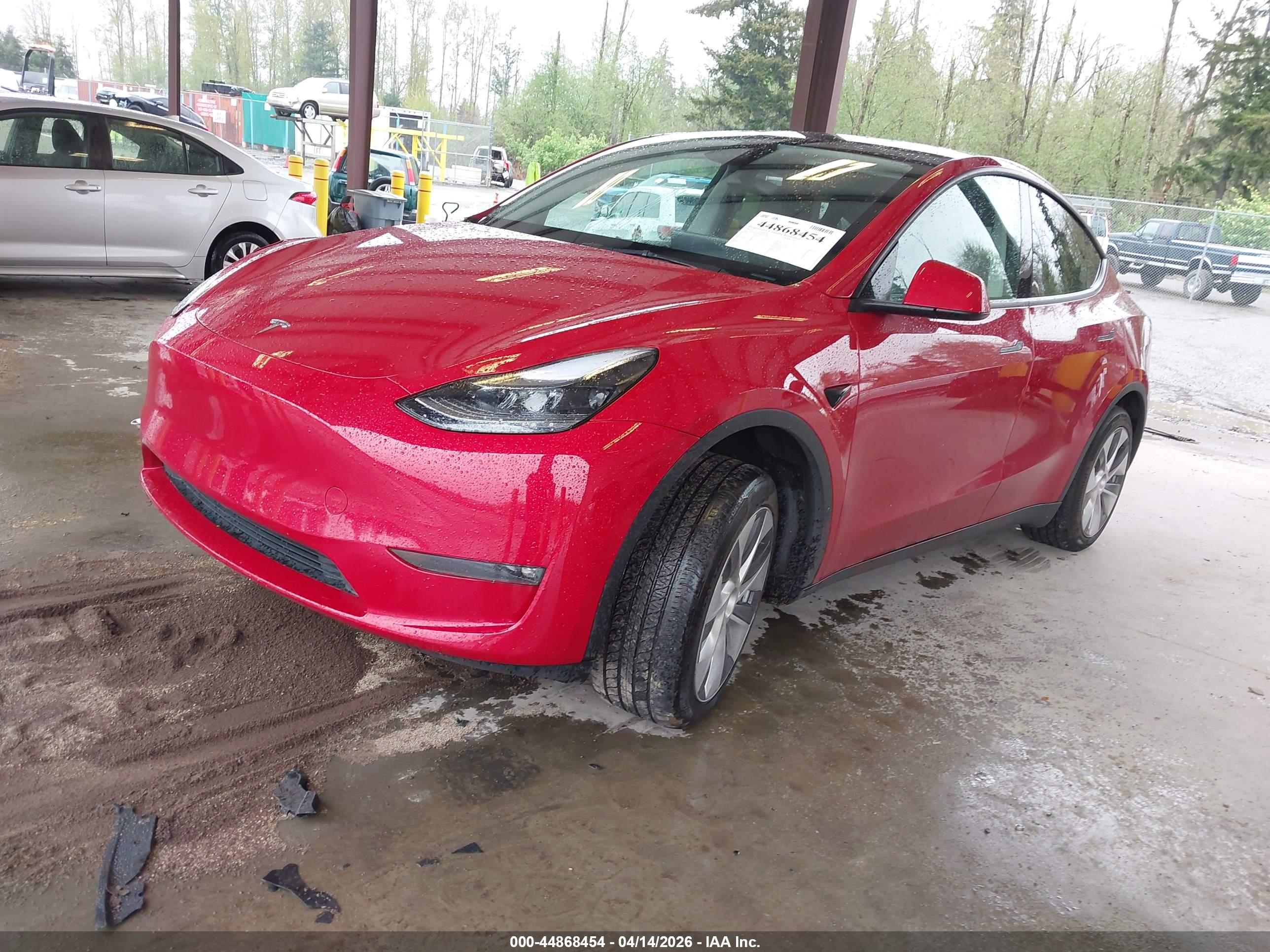 TESLA MODEL image 2