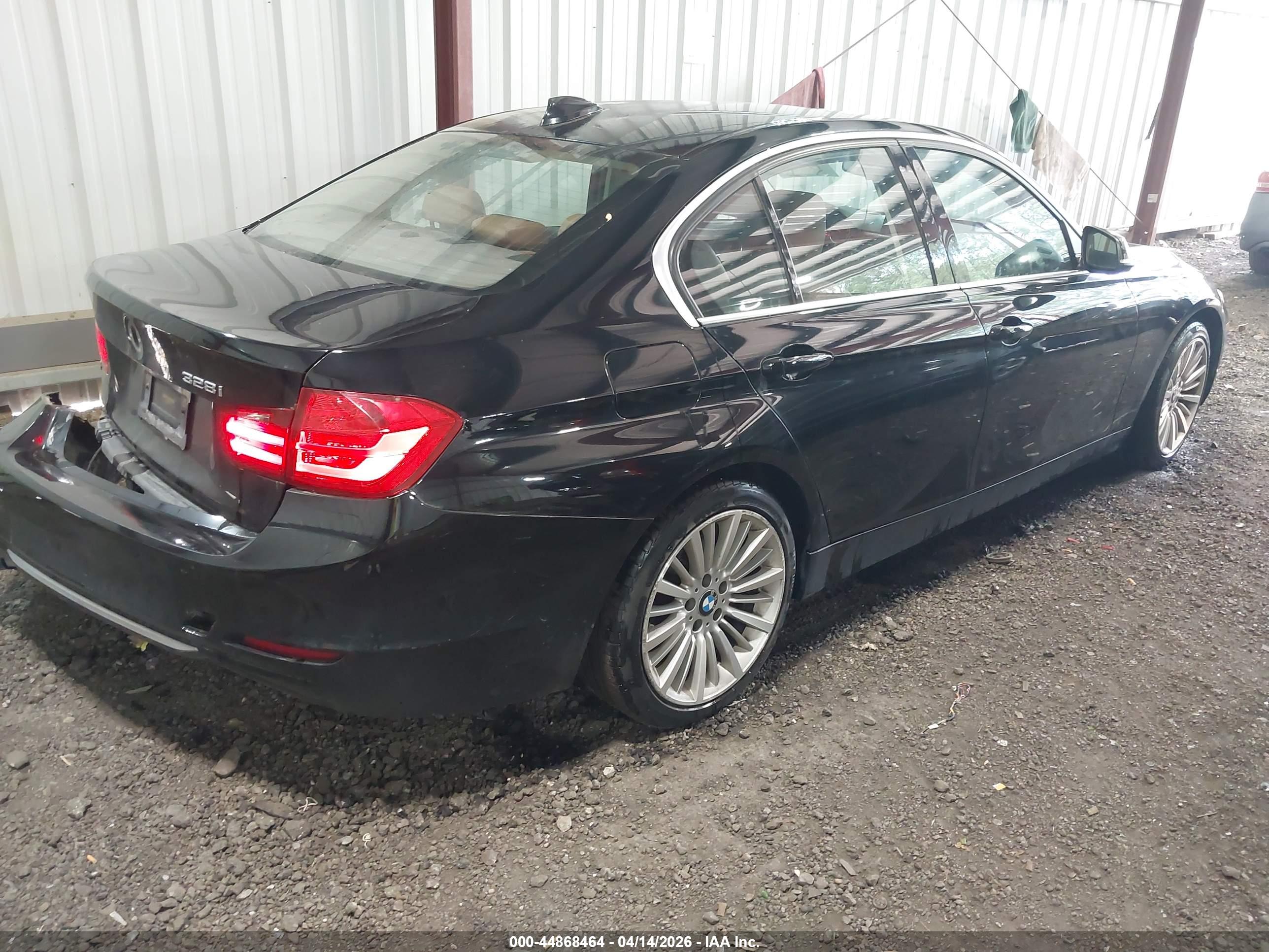 BMW 328I image 4