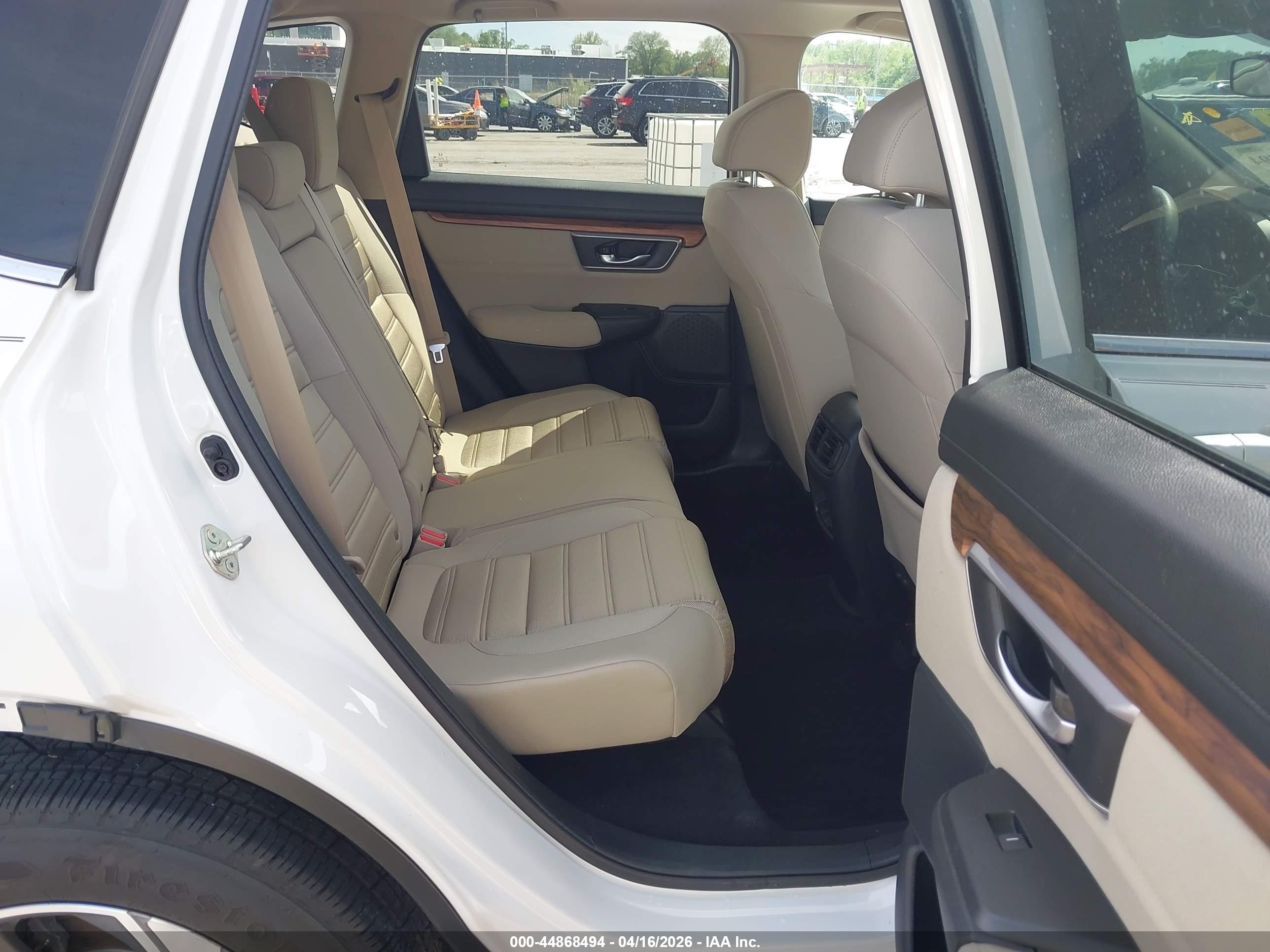 HONDA CR-V image 8