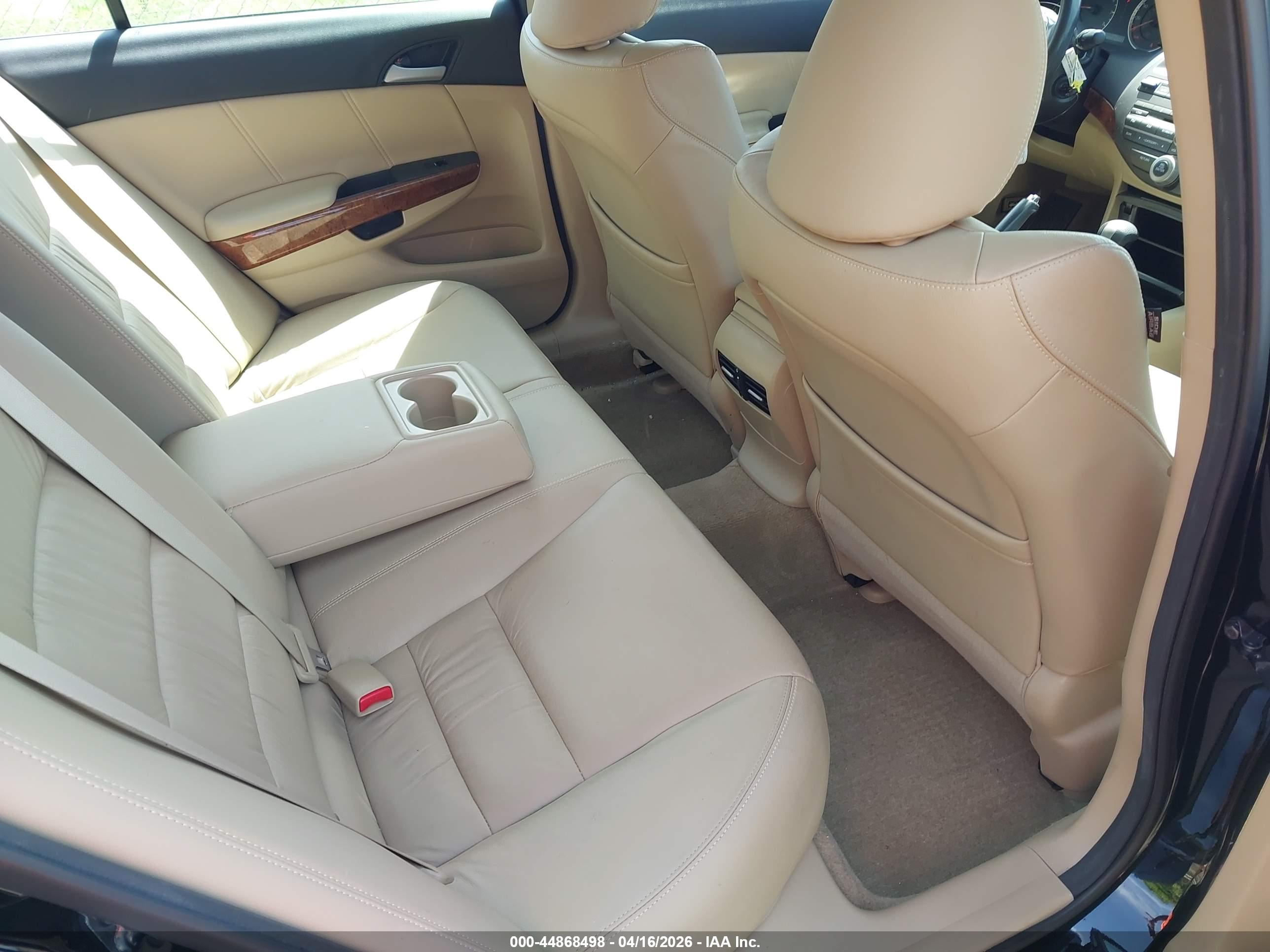 HONDA ACCORD image 8