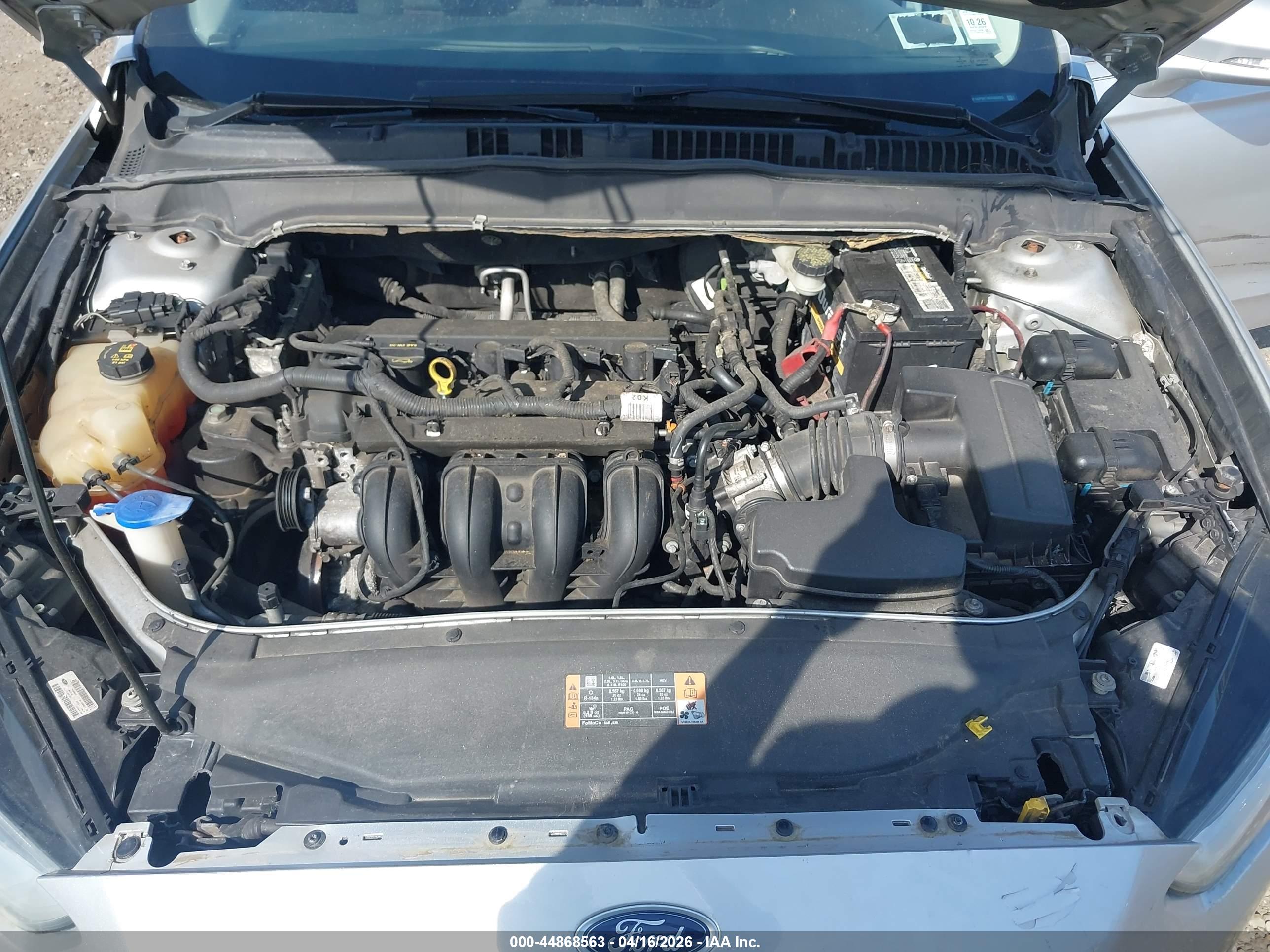 FORD FUSION image 10