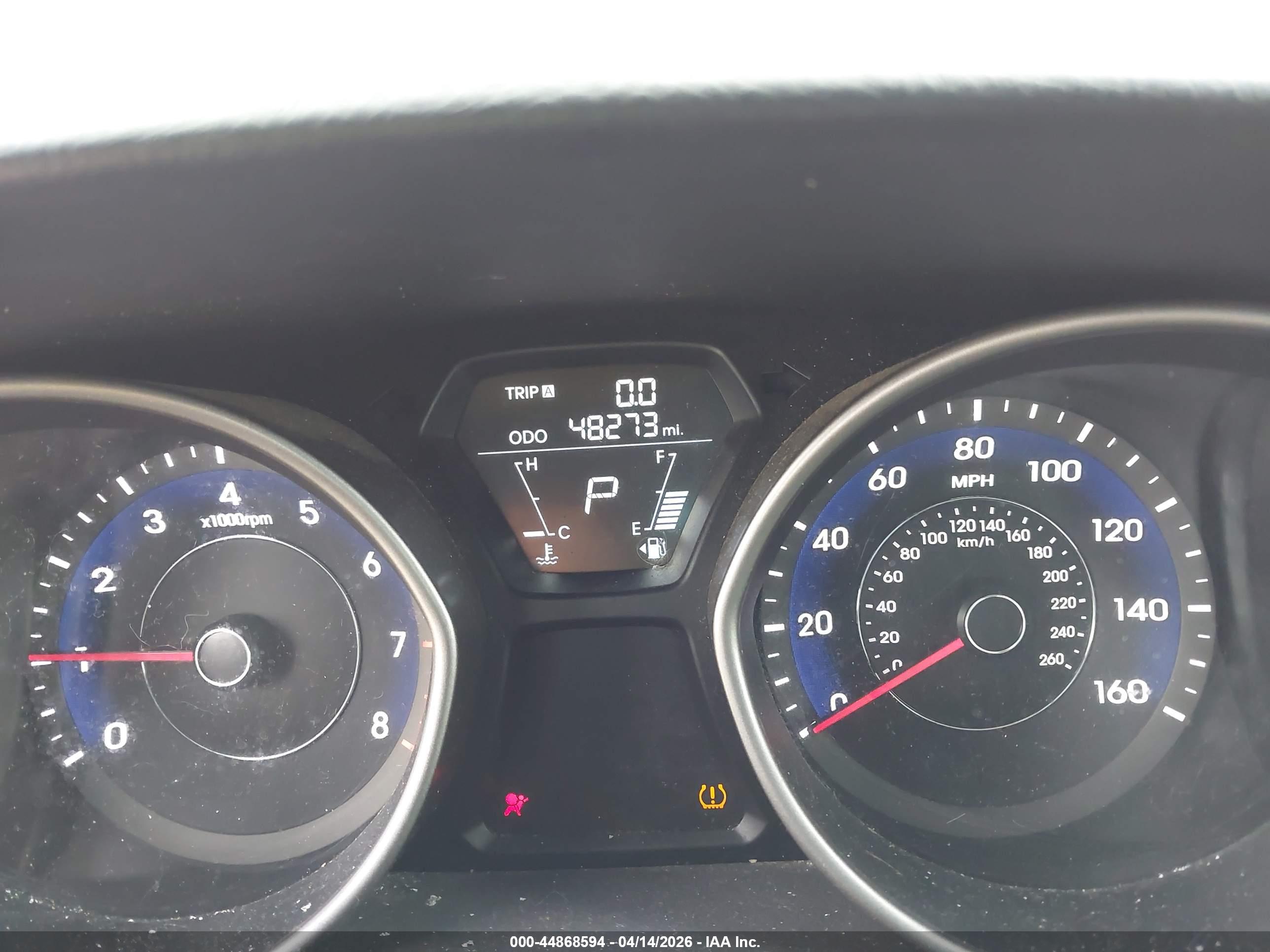 HYUNDAI ELANTRA image 7