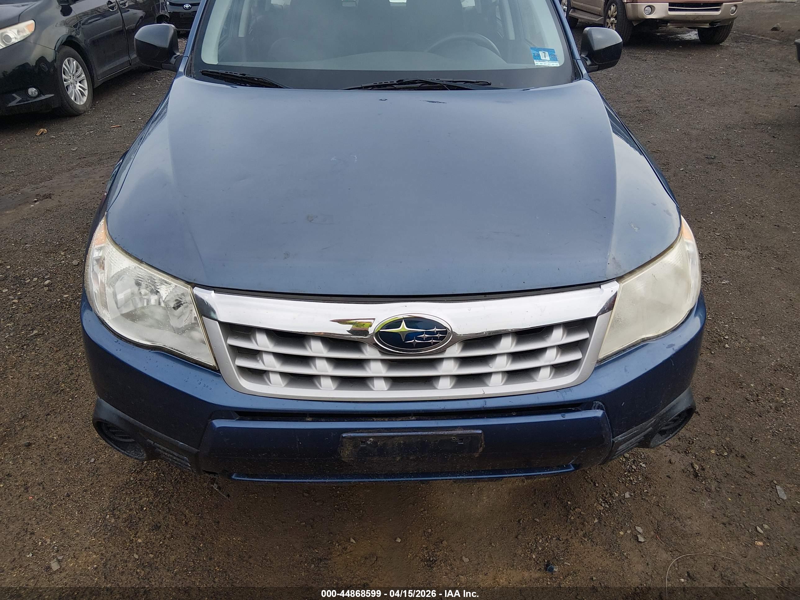 SUBARU FORESTER image 6