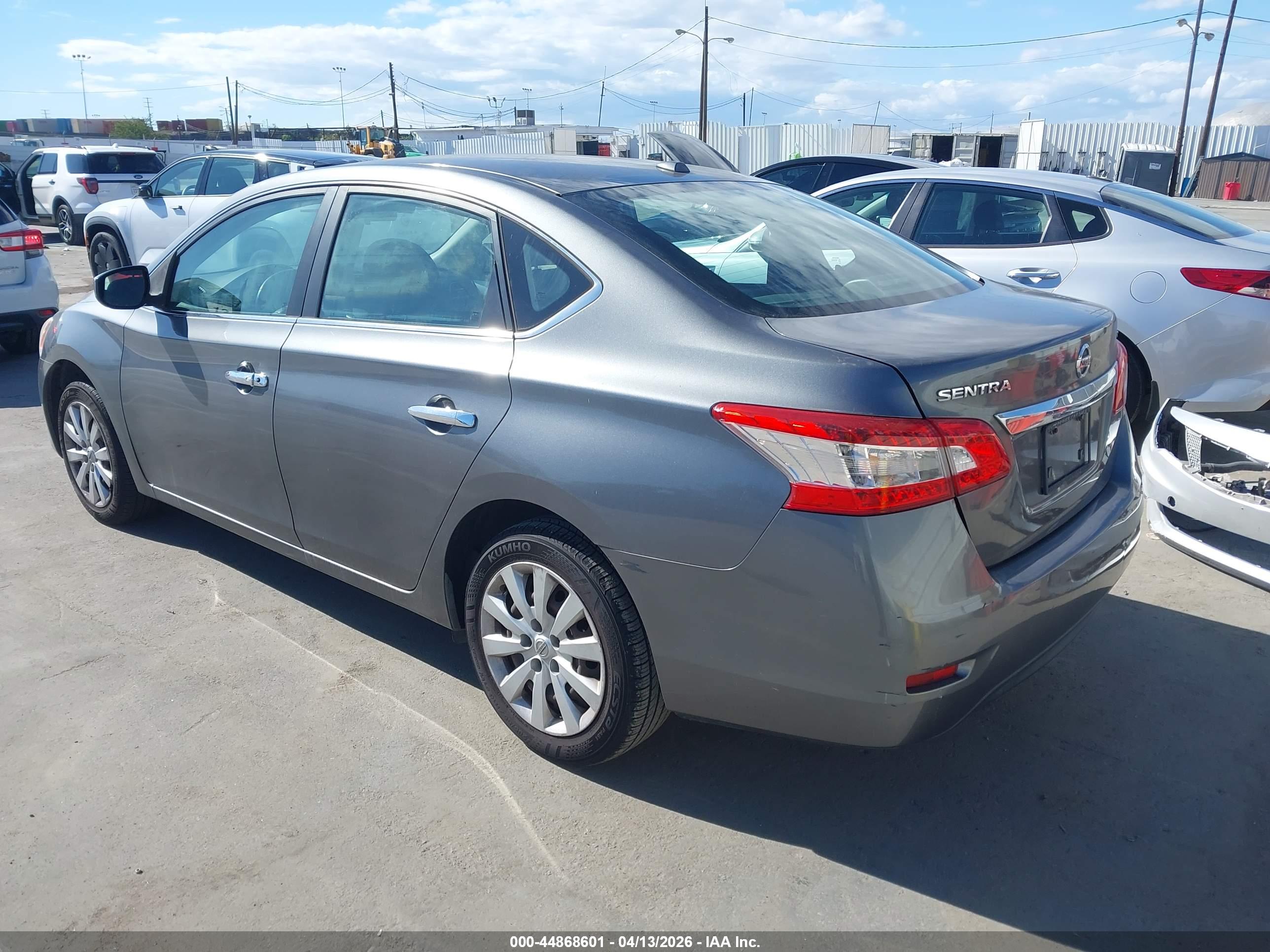 NISSAN SENTRA image 3