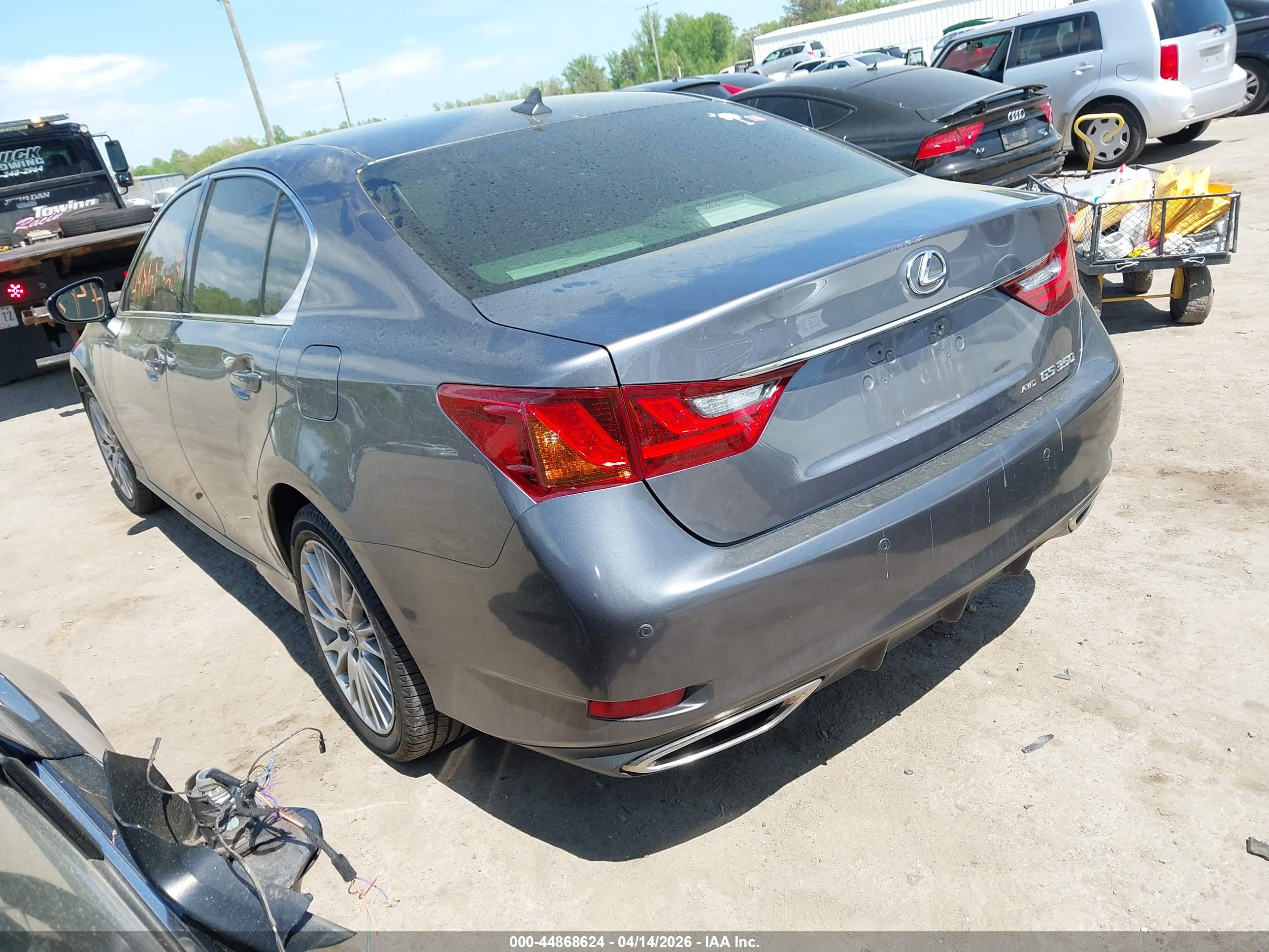LEXUS GS image 3