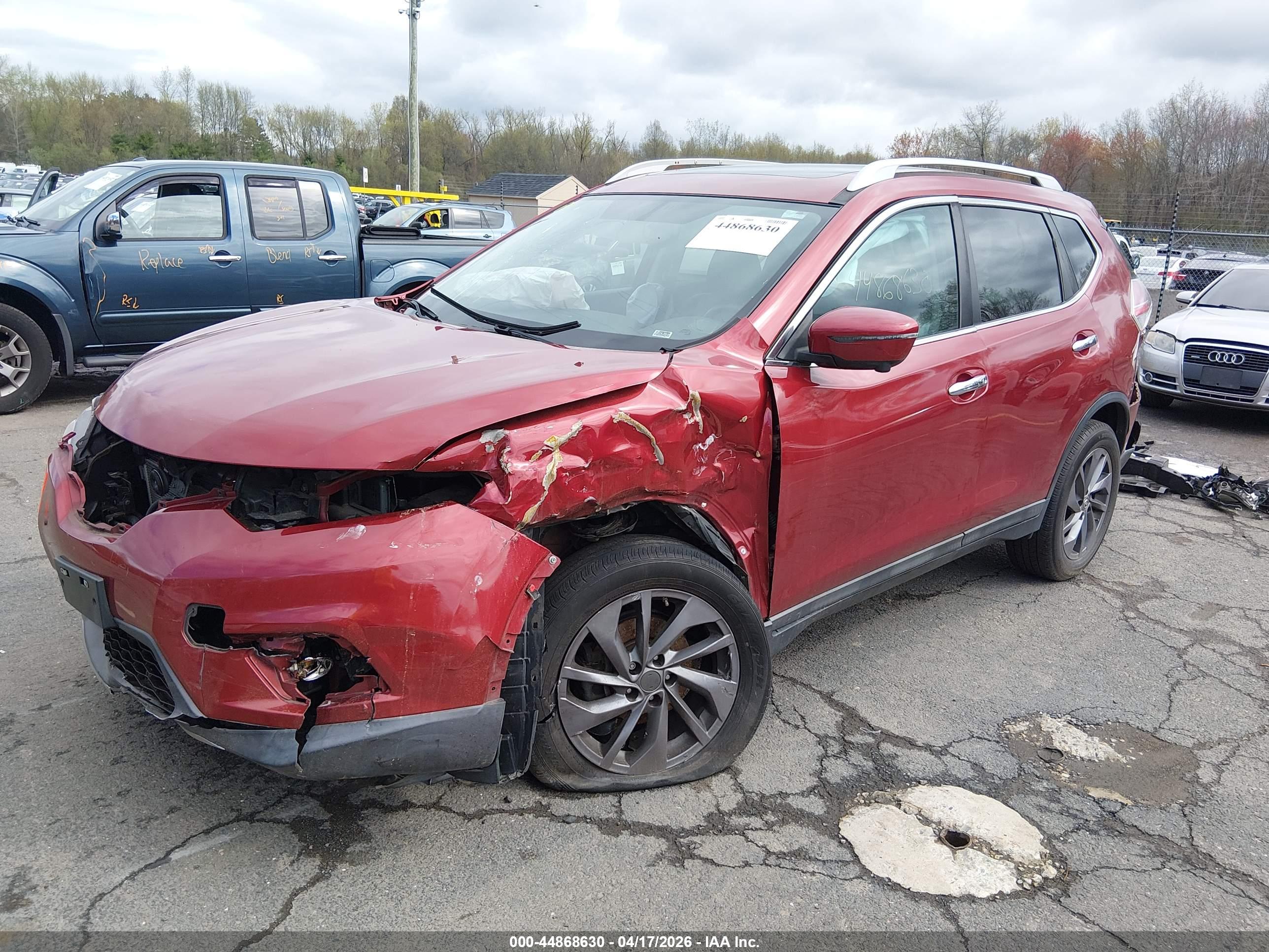 NISSAN ROGUE image 2