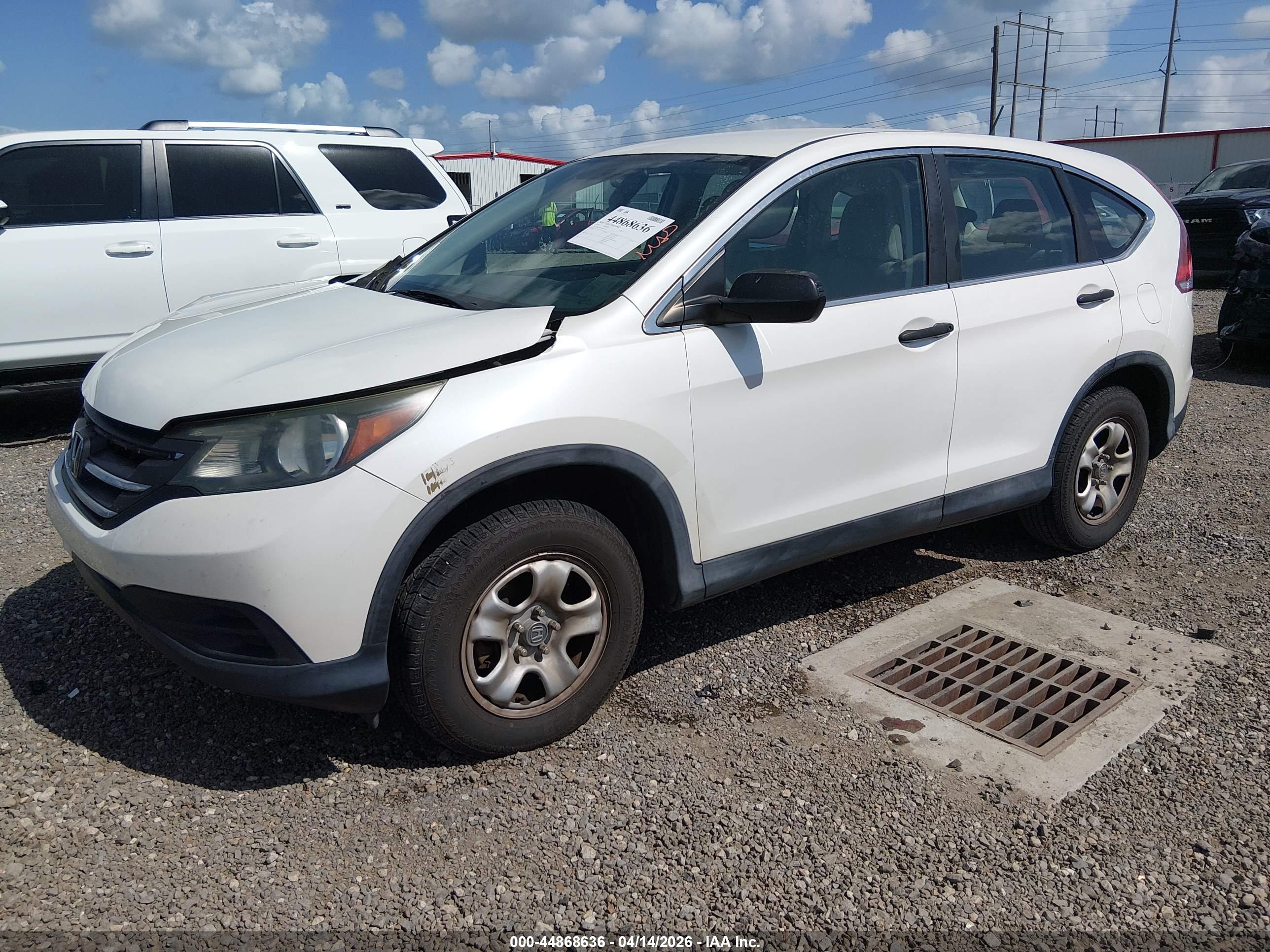 HONDA CR-V image 2