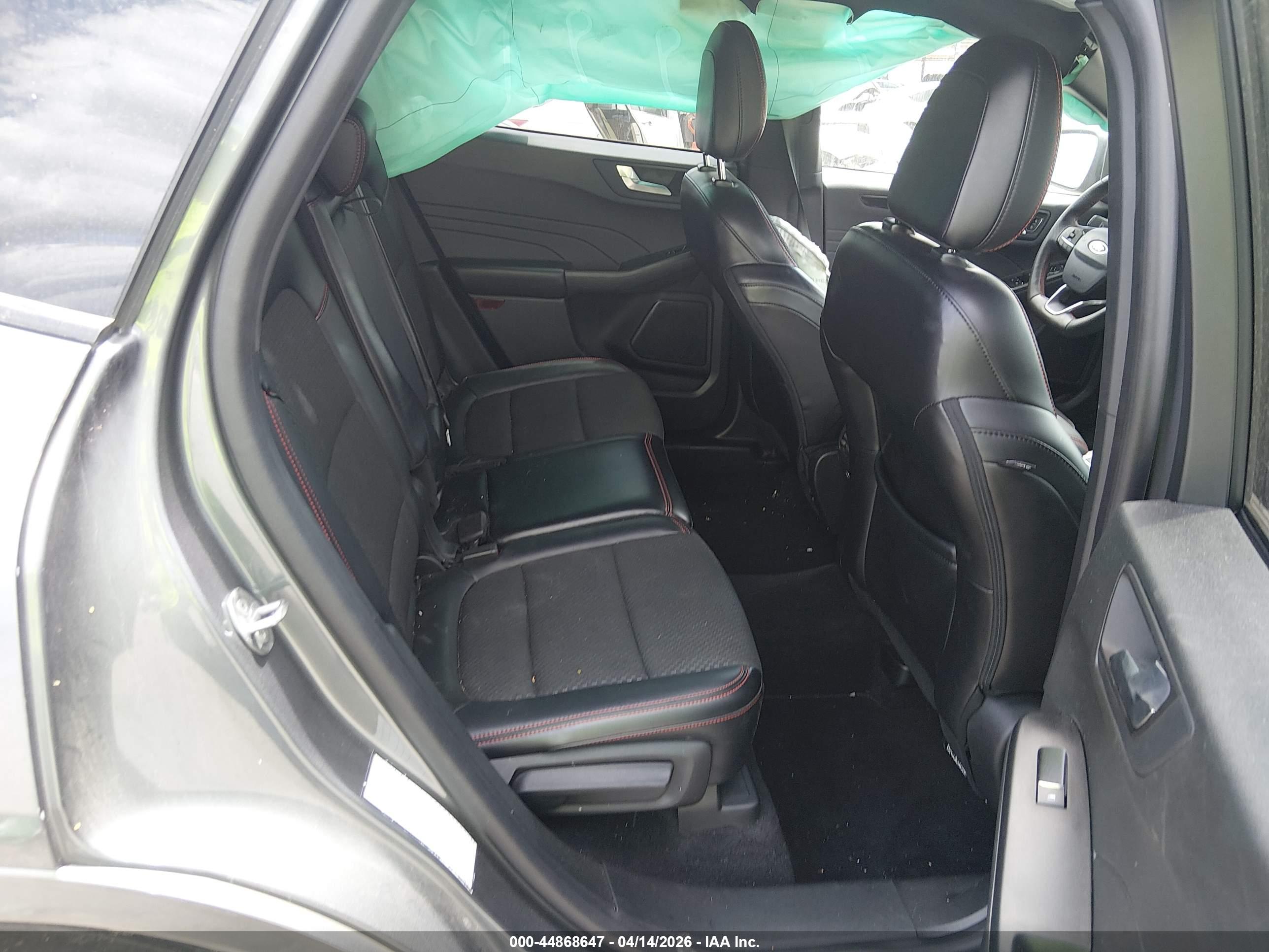 FORD ESCAPE image 8