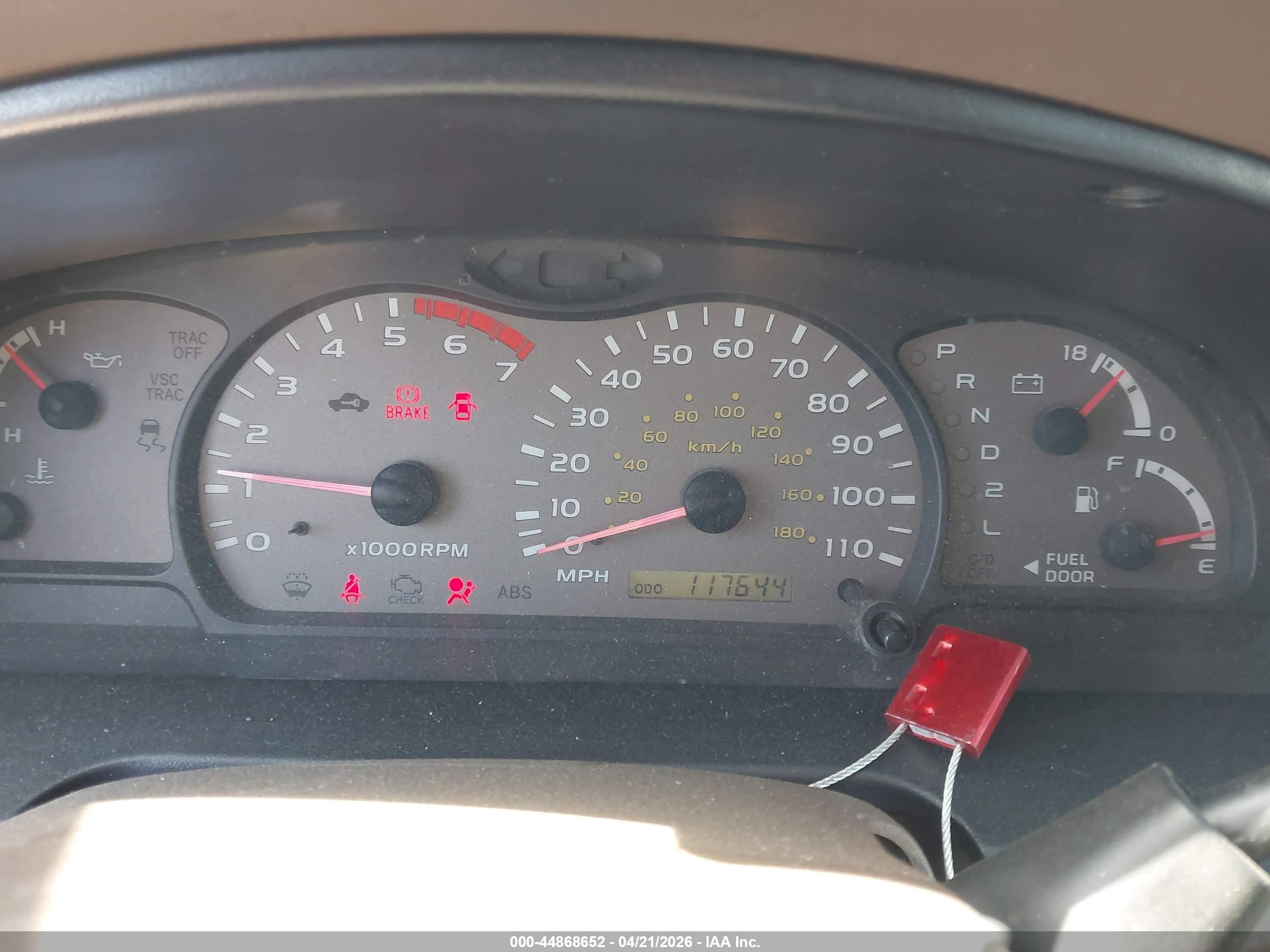 TOYOTA SEQUOIA image 7