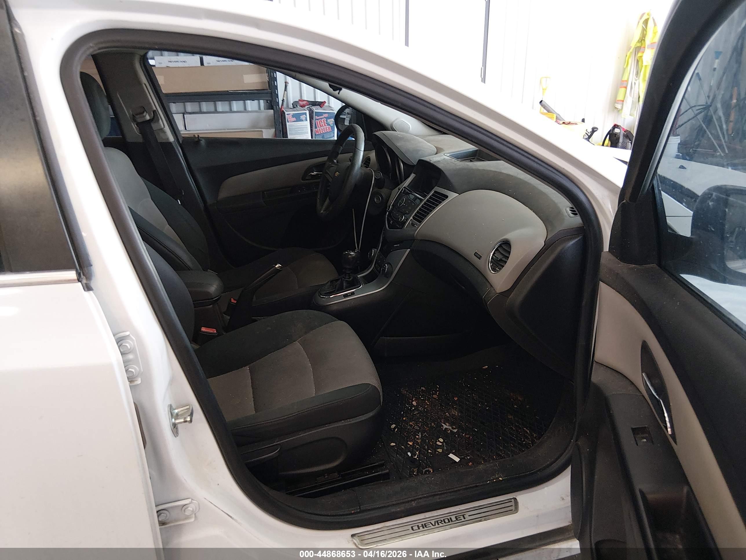 CHEVROLET CRUZE image 5
