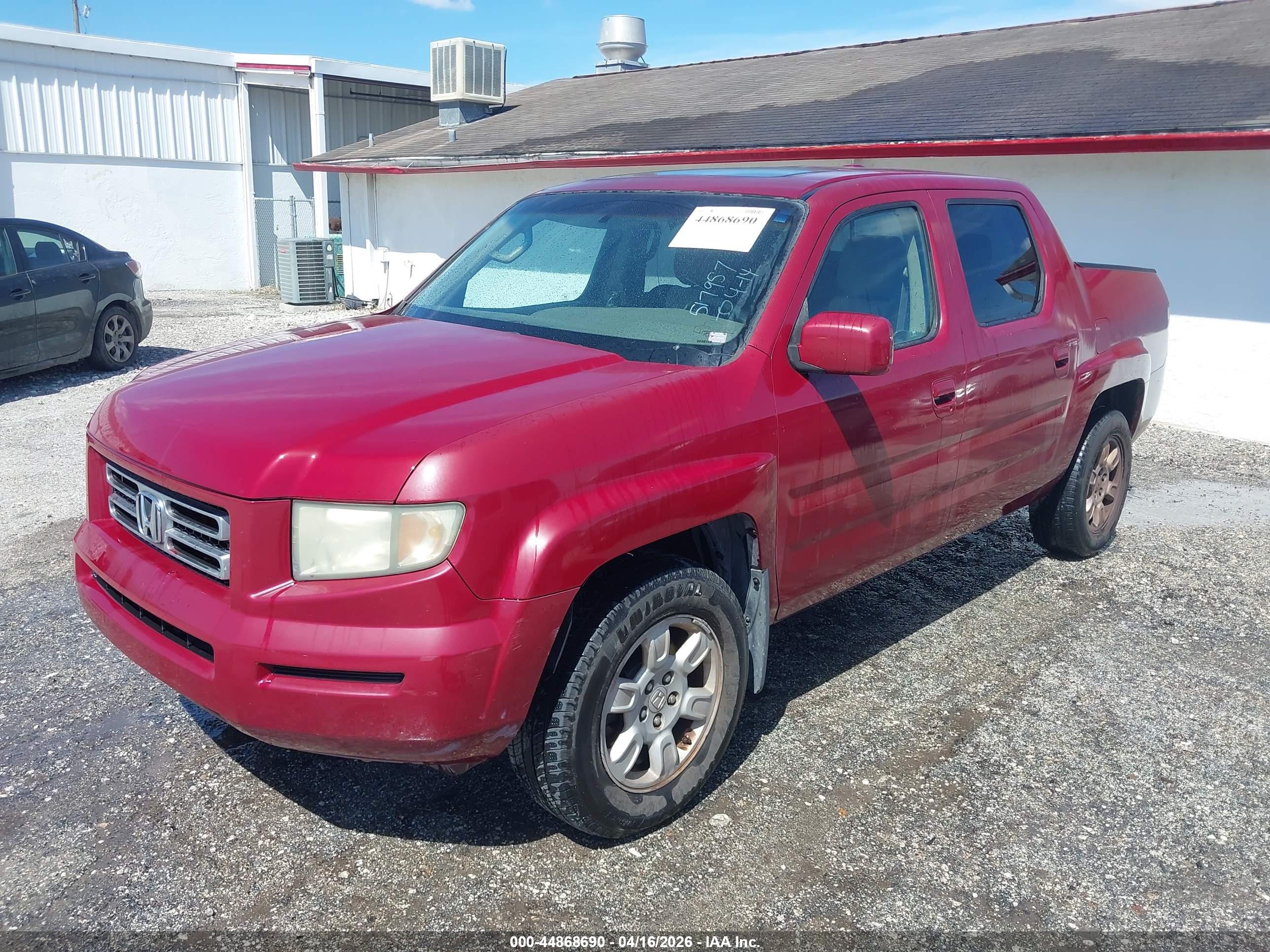 HONDA RIDGELINE image 2