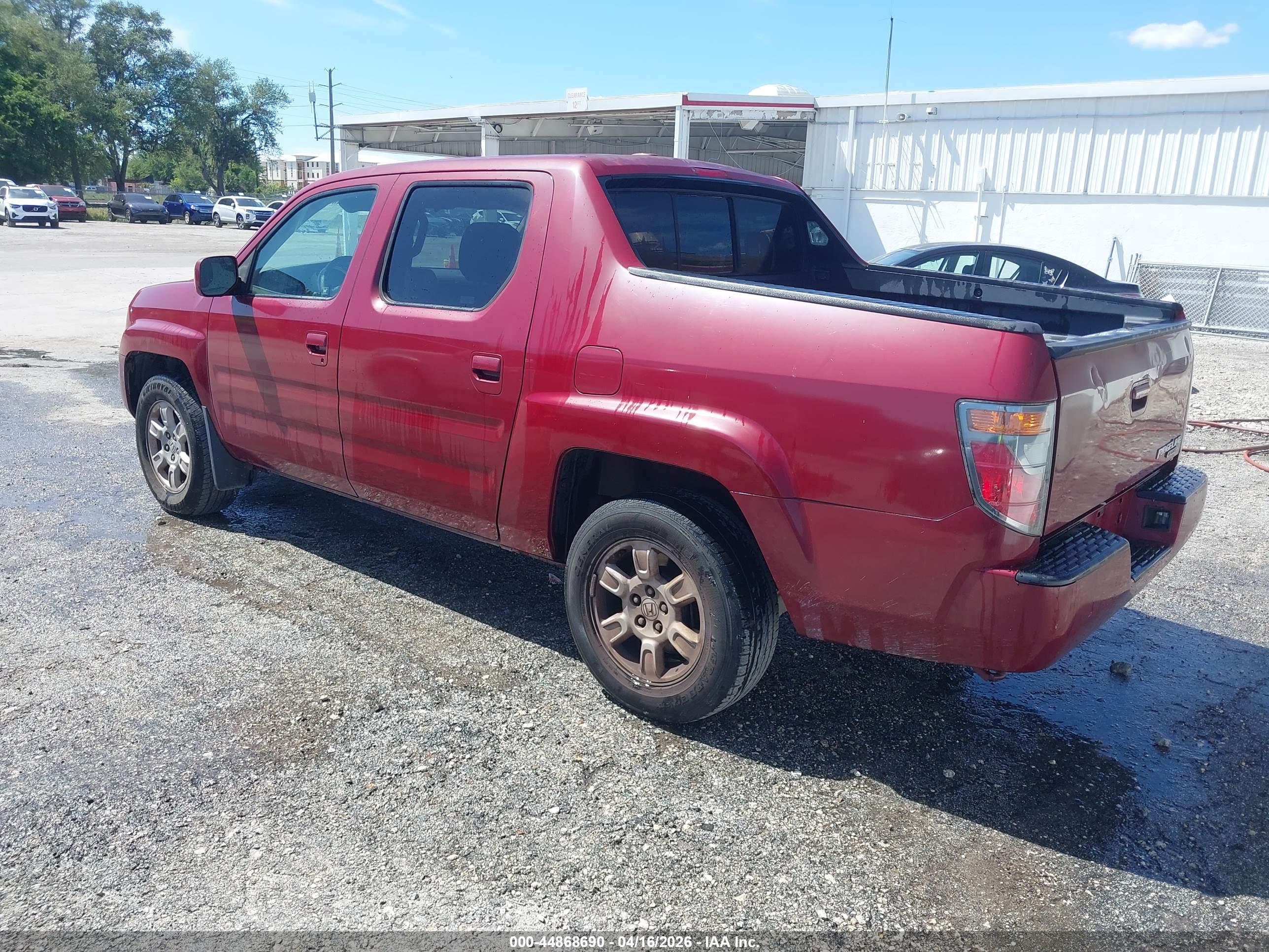 HONDA RIDGELINE image 3