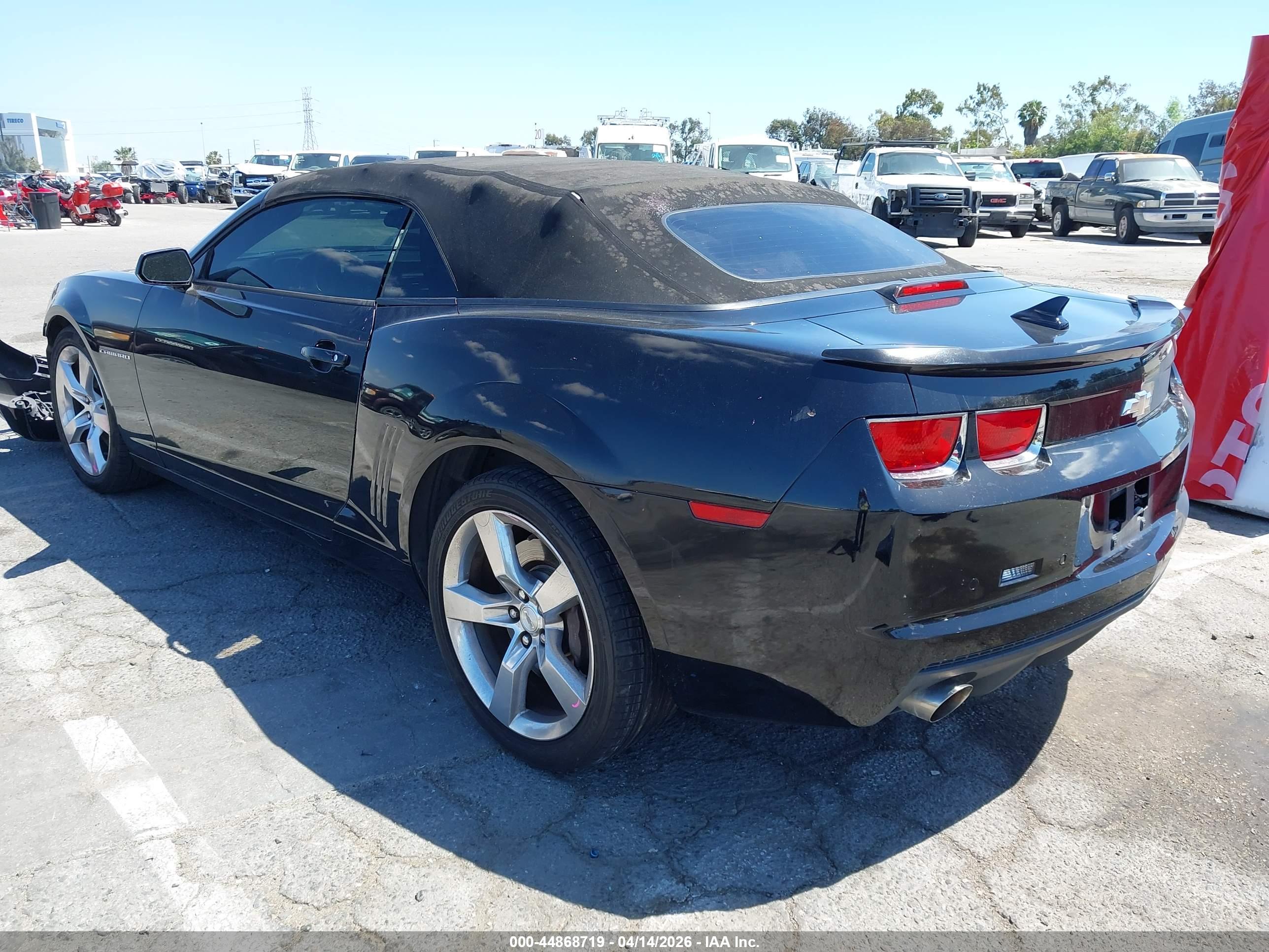 CHEVROLET CAMARO image 3