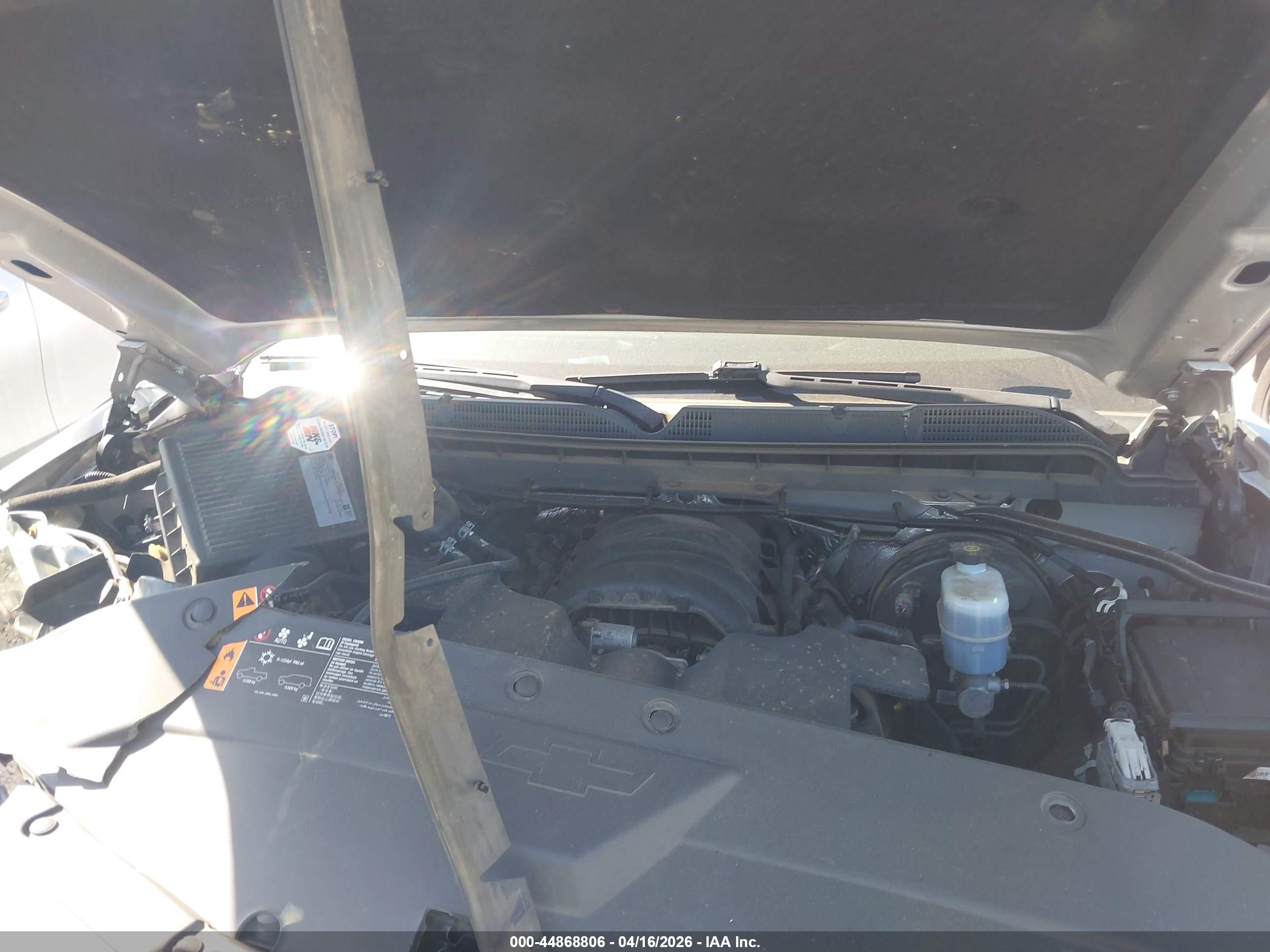 CHEVROLET SILVERADO image 10