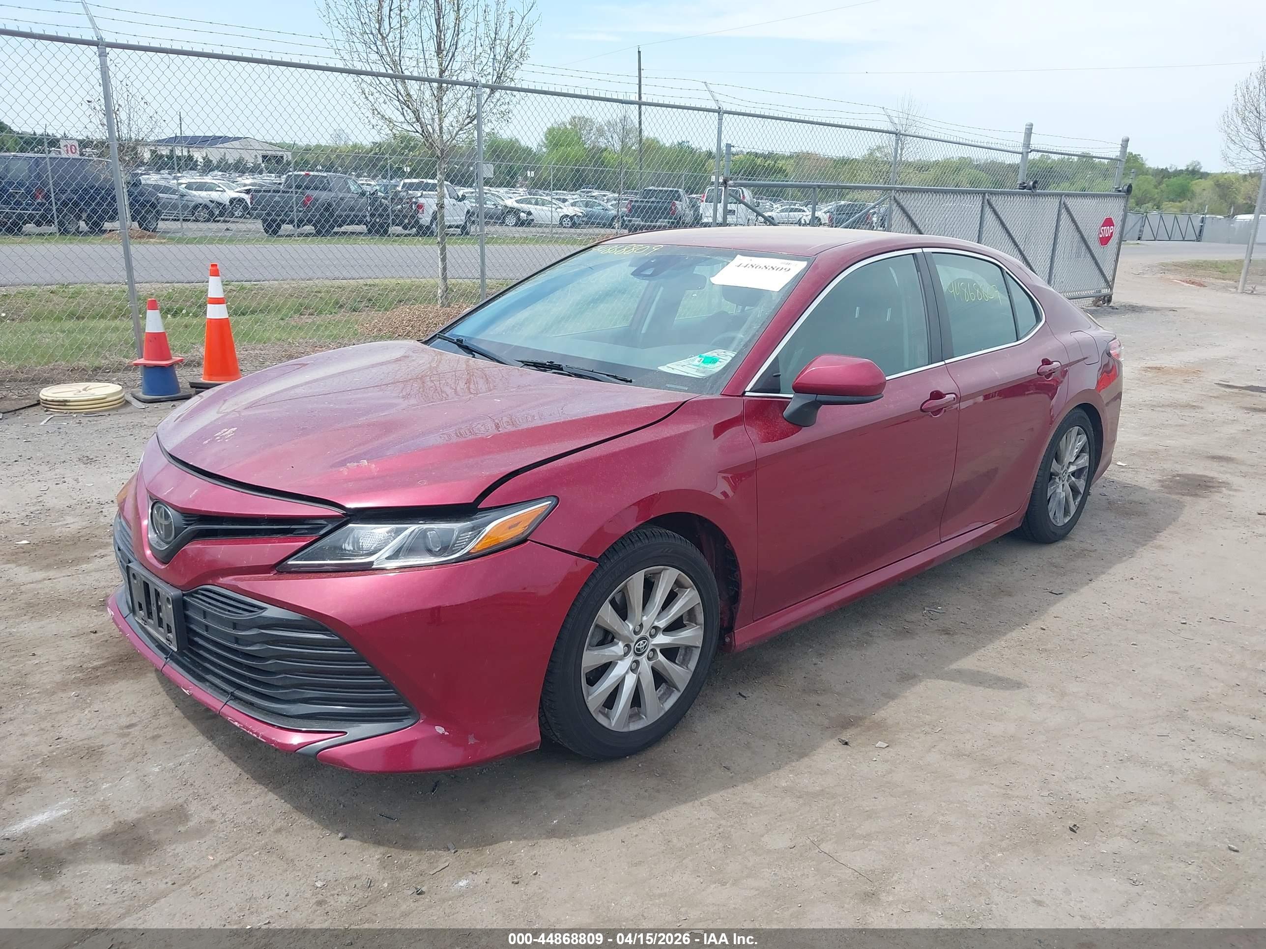 TOYOTA CAMRY image 2