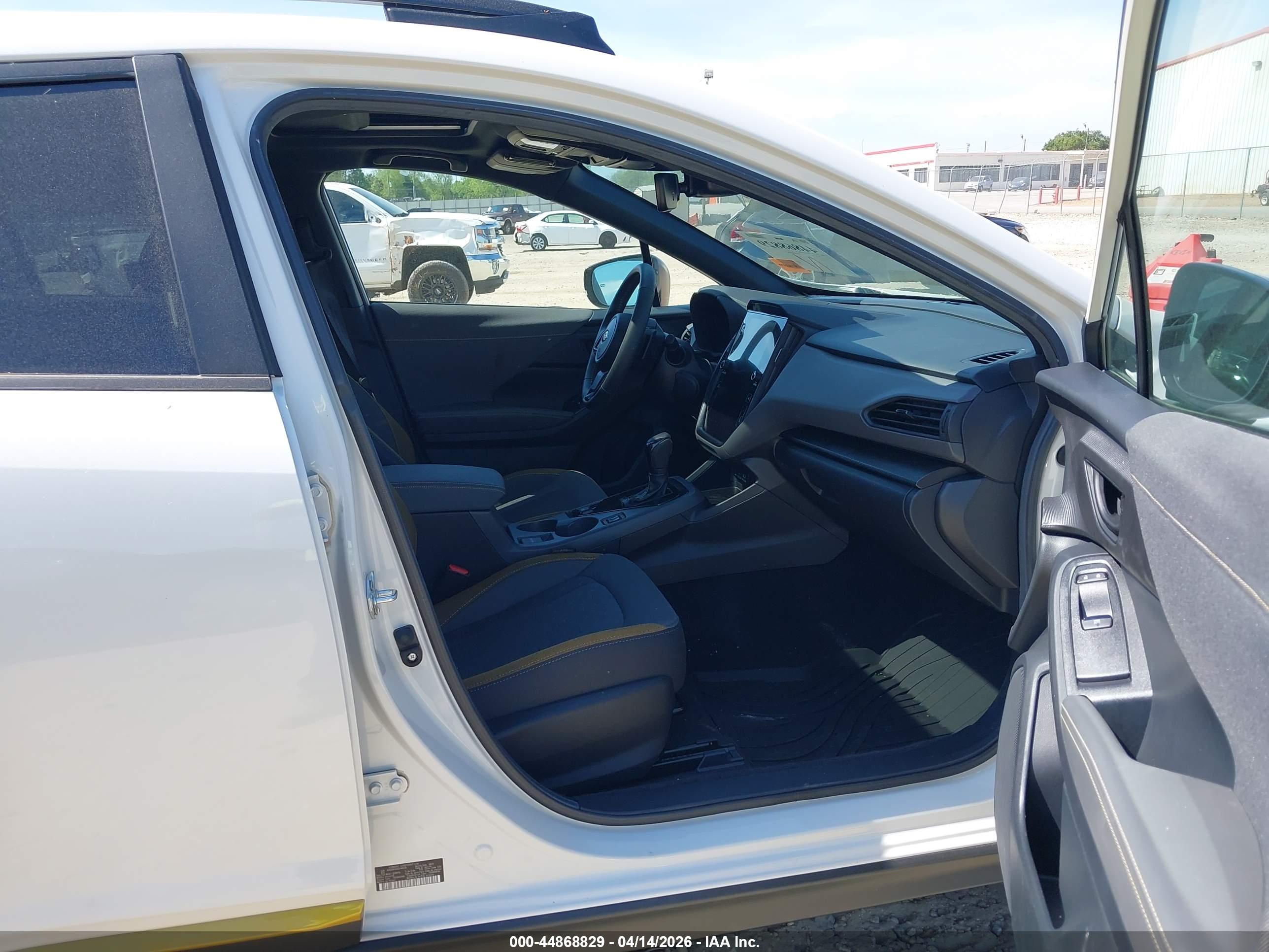 SUBARU CROSSTREK image 5