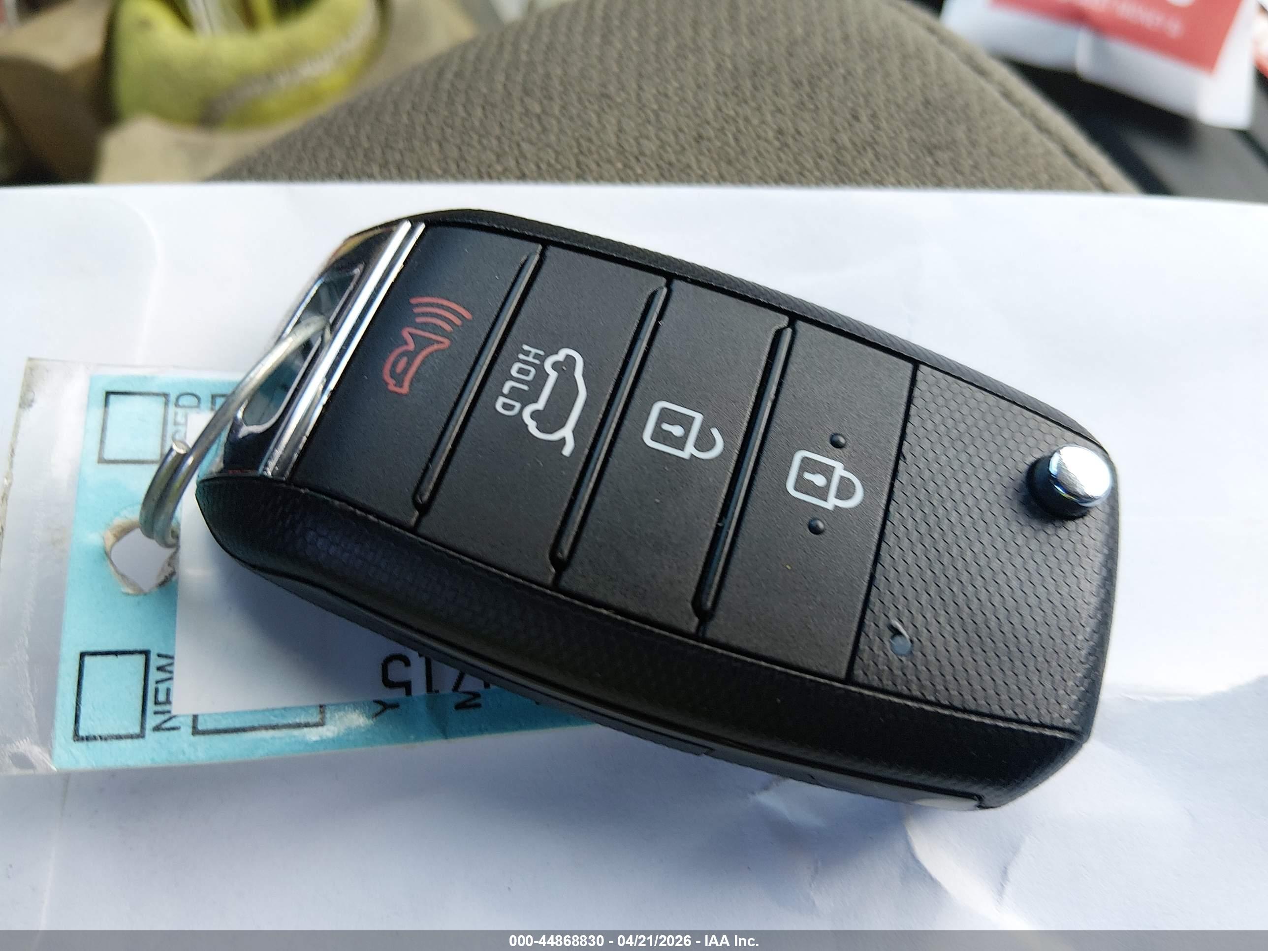 KIA SPORTAGE image 11