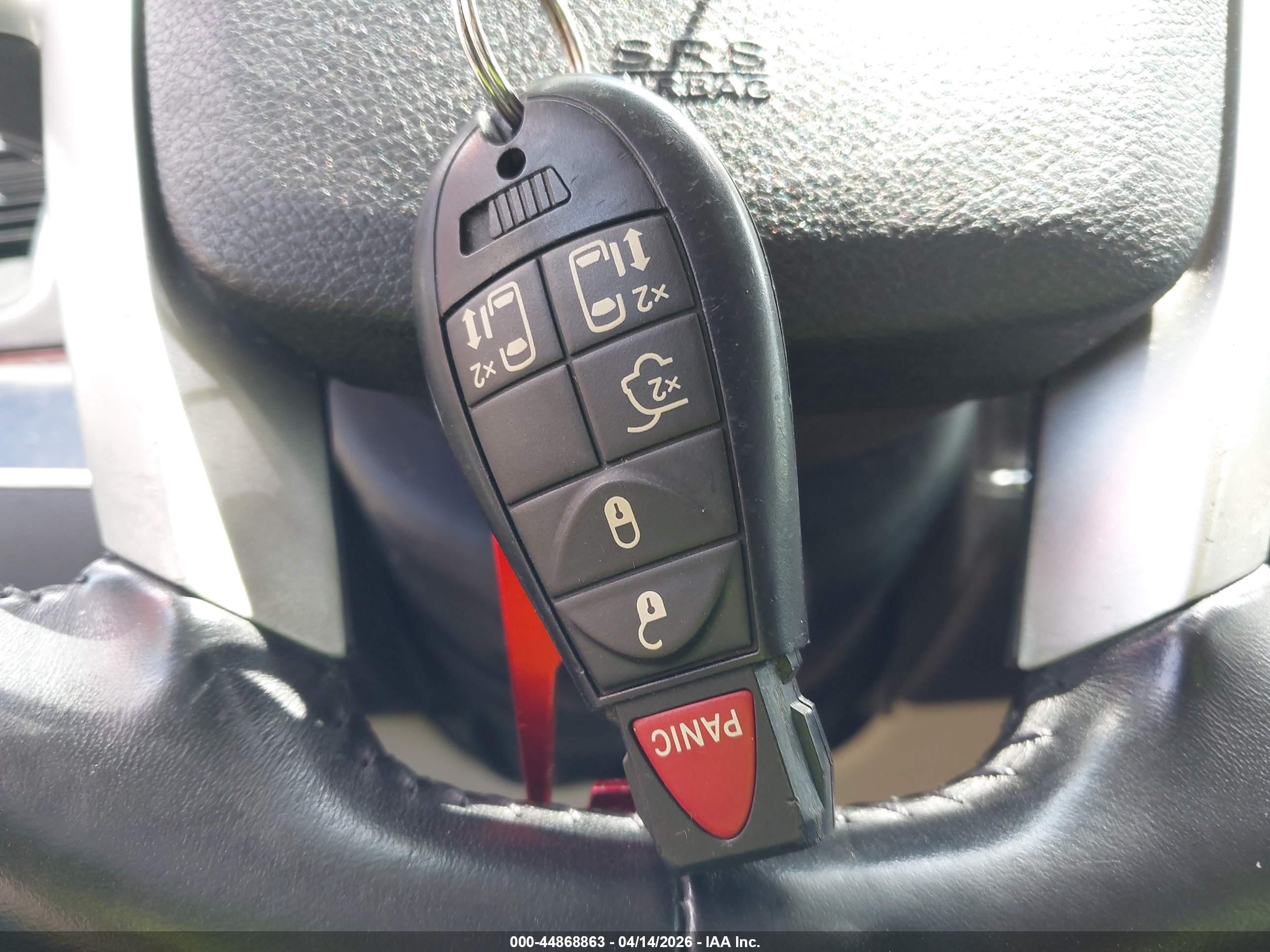 CHRYSLER TOWN image 11