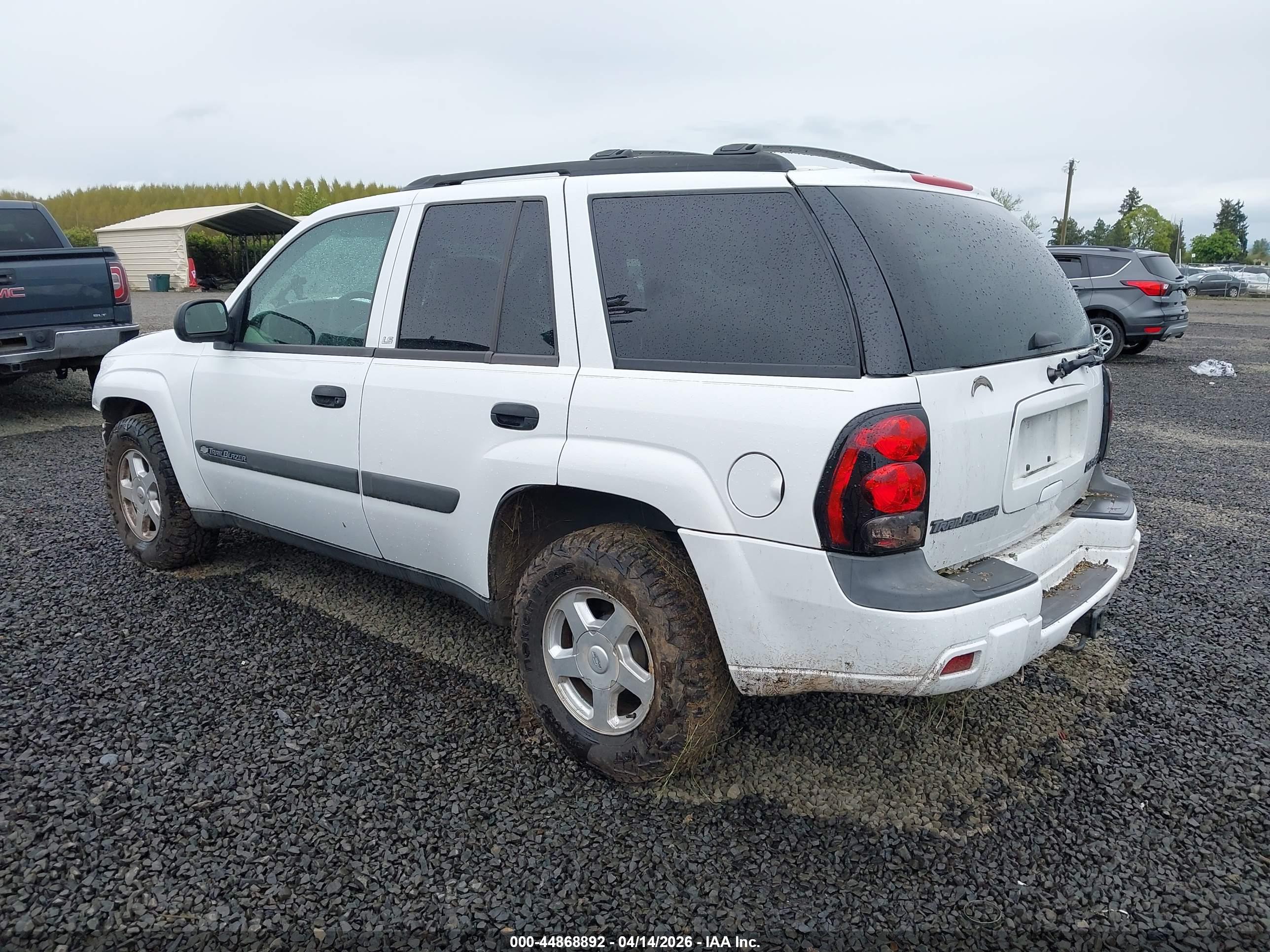 CHEVROLET TRAILBLAZER image 3