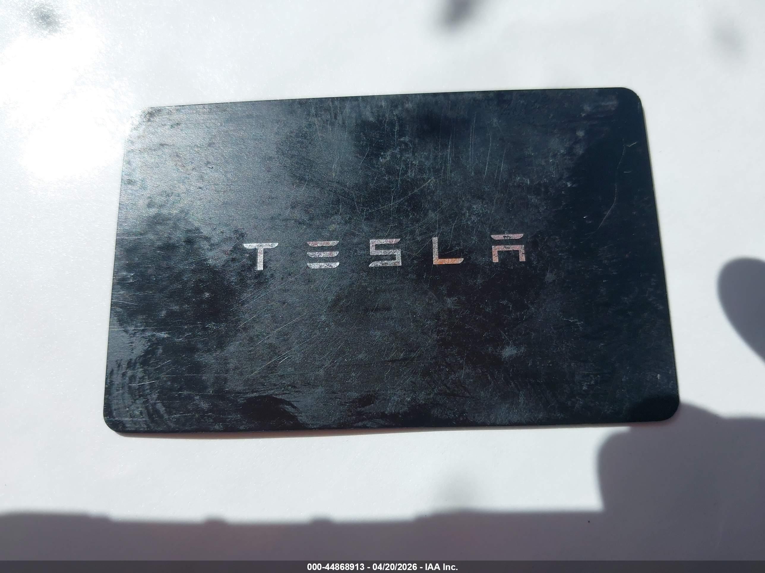 TESLA MODEL image 11