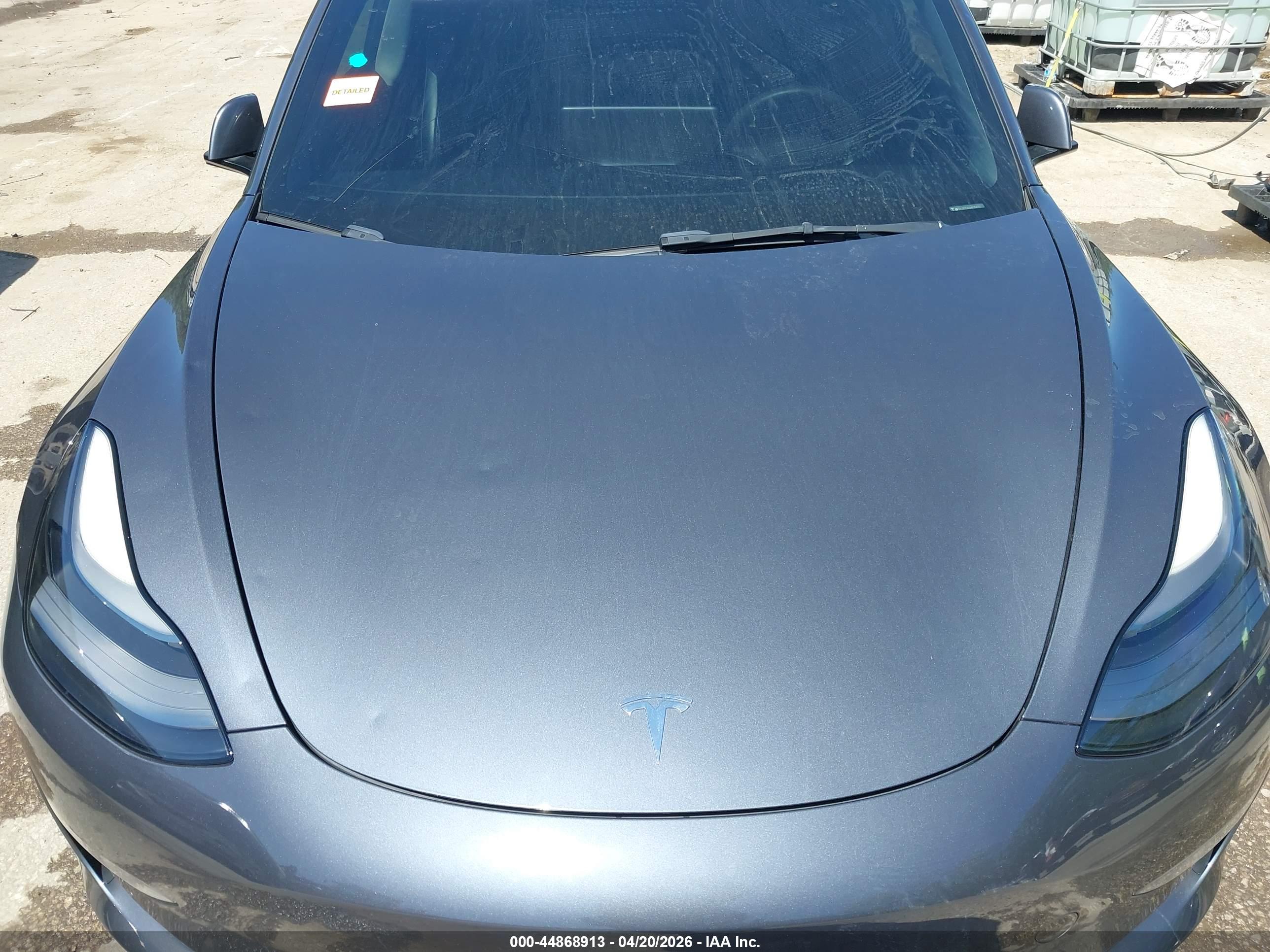 TESLA MODEL image 6