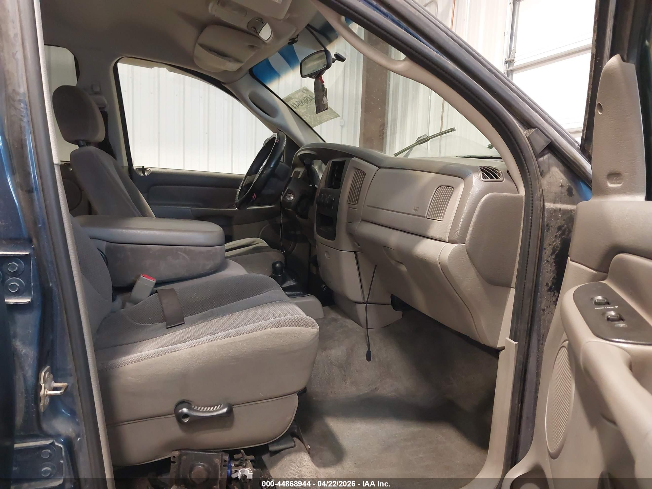 DODGE RAM image 5