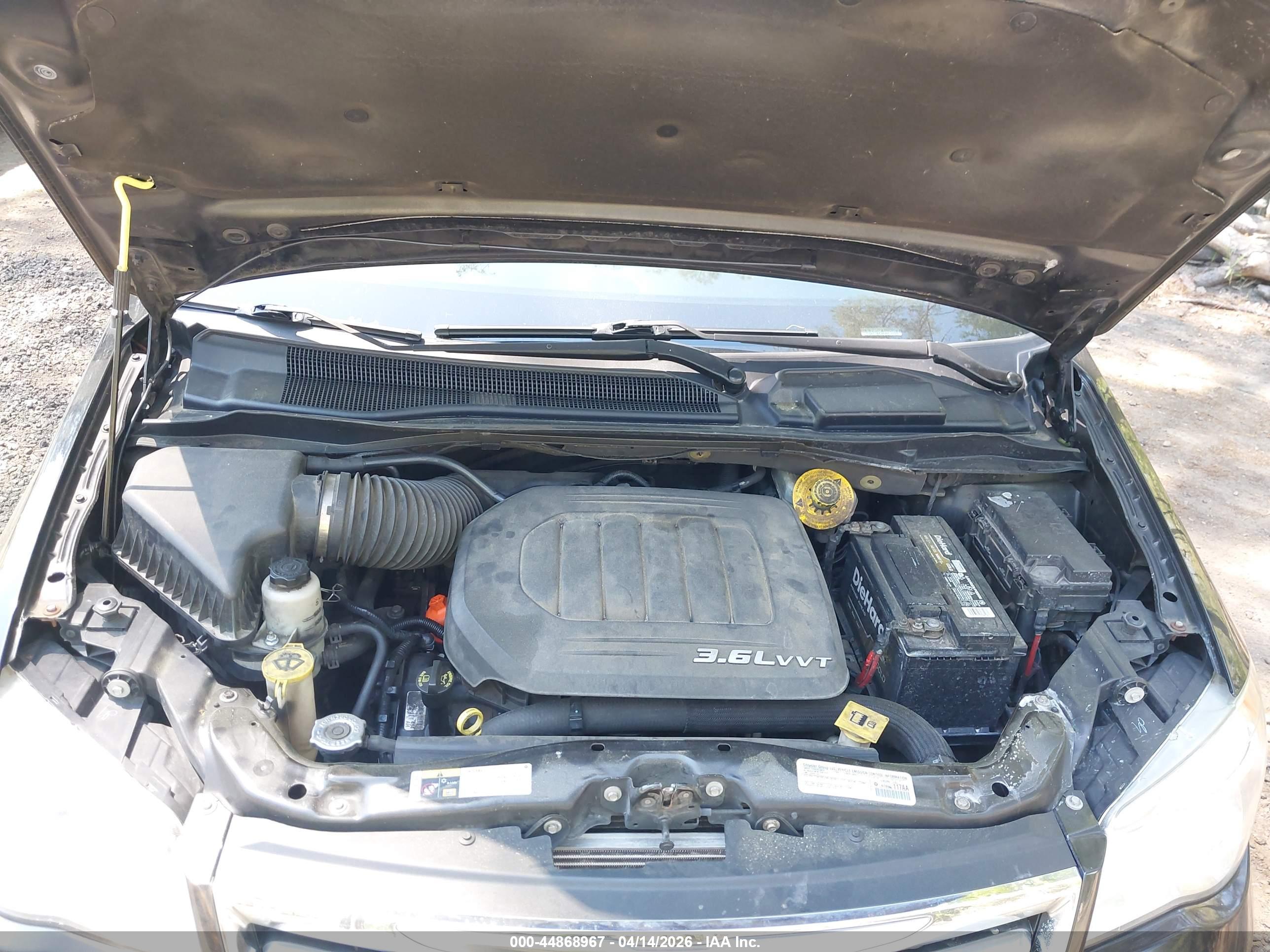 CHRYSLER TOWN image 10