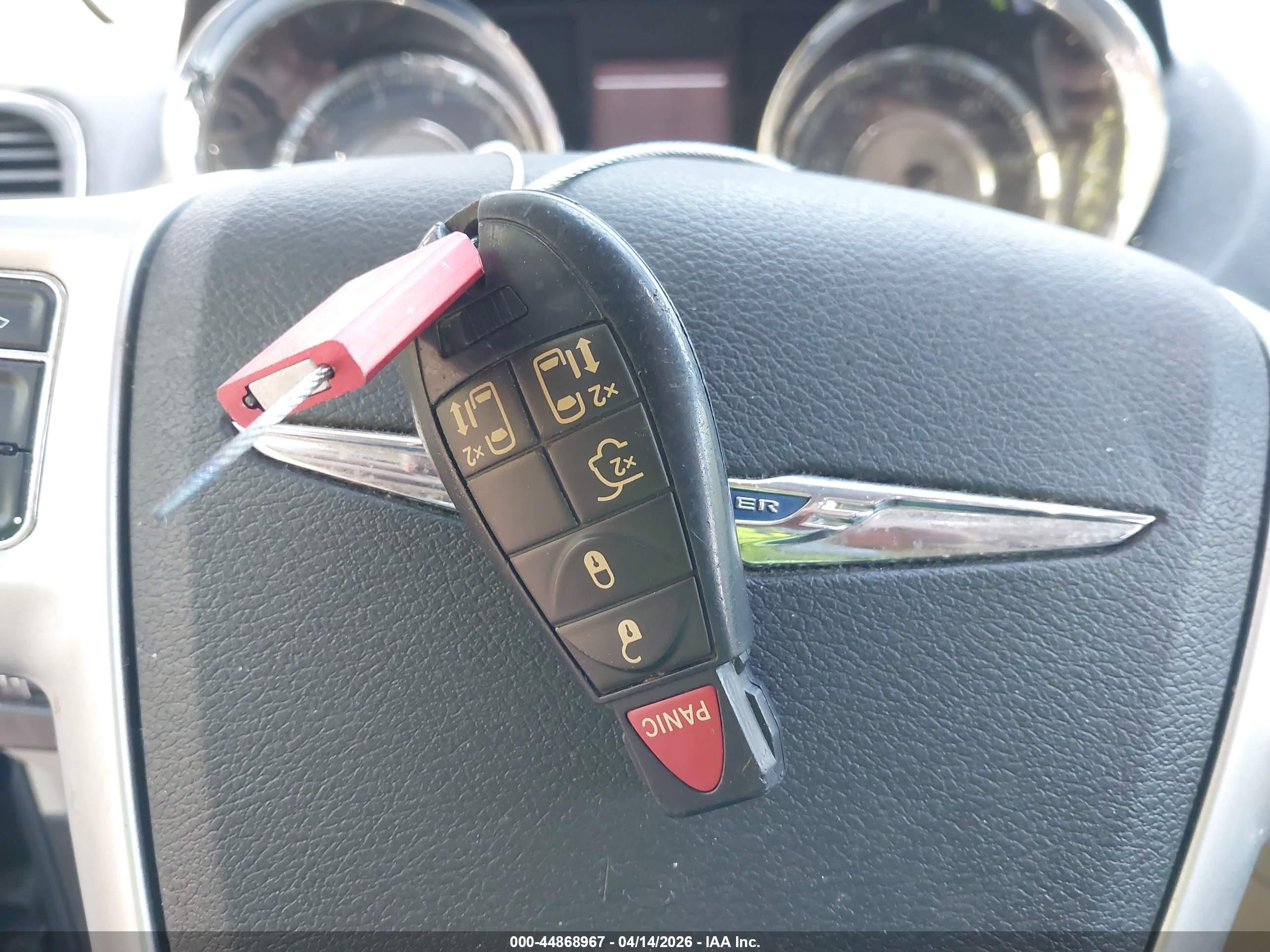 CHRYSLER TOWN image 11