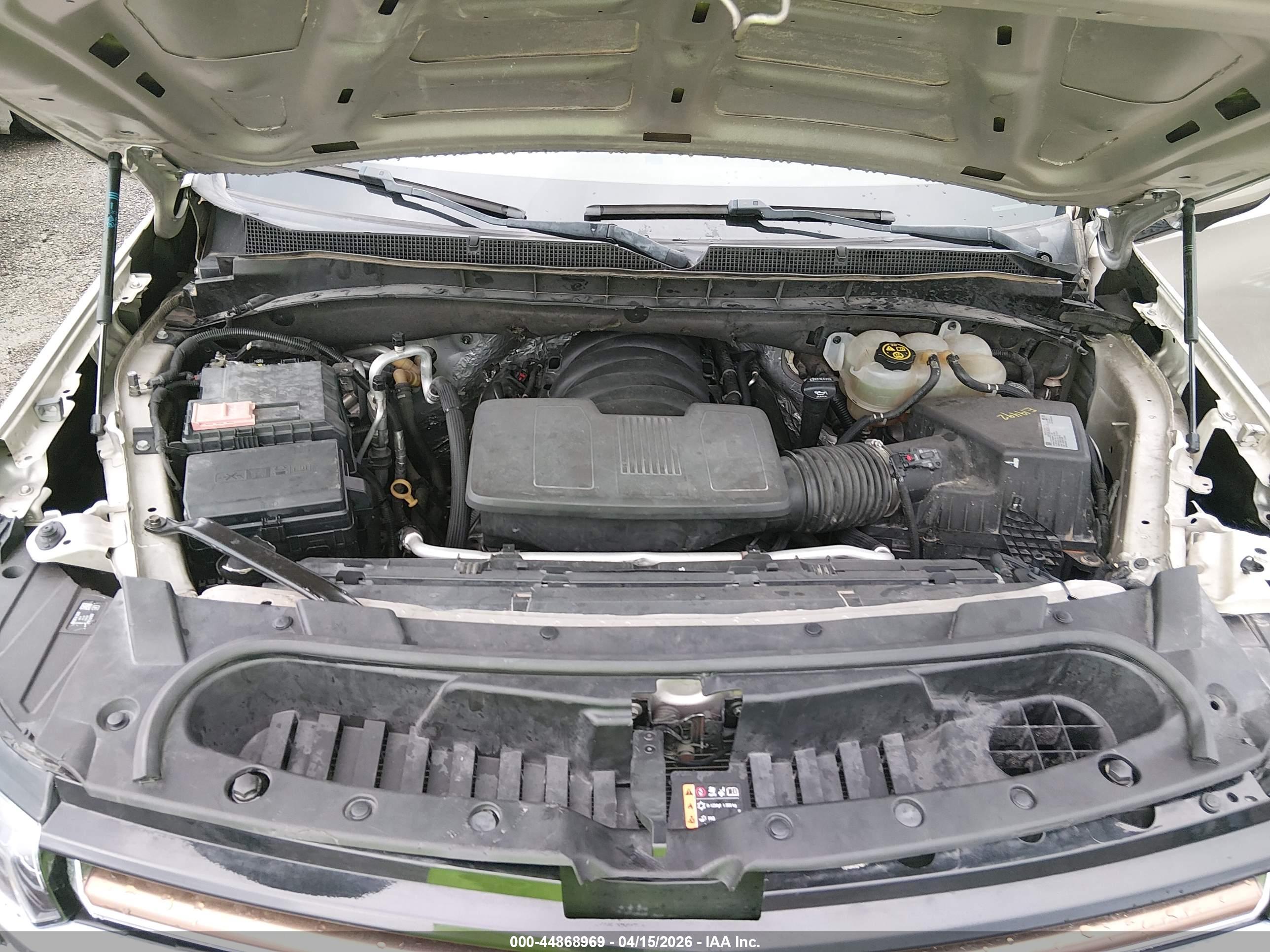 CHEVROLET SUBURBAN image 10