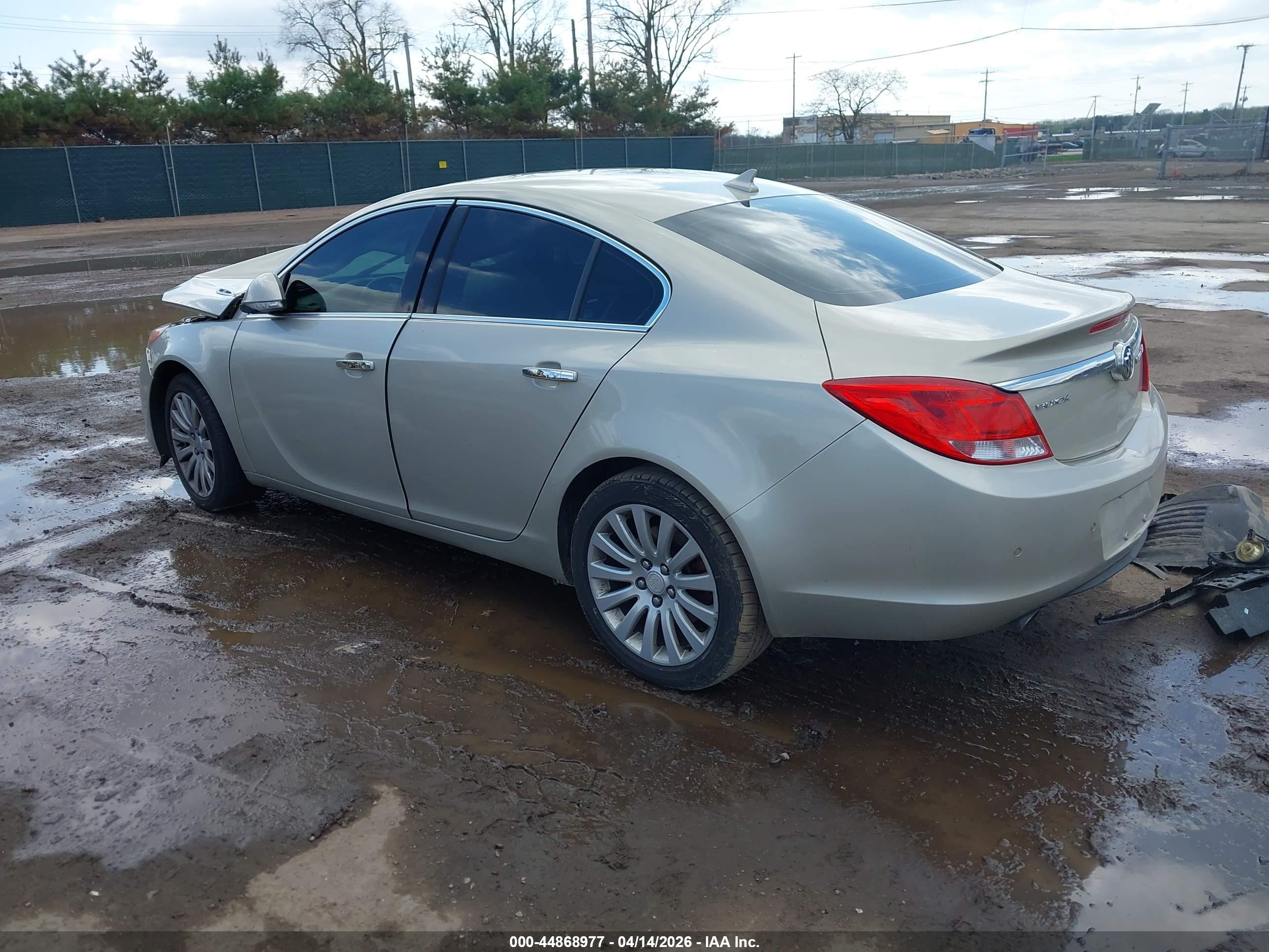 BUICK REGAL image 3