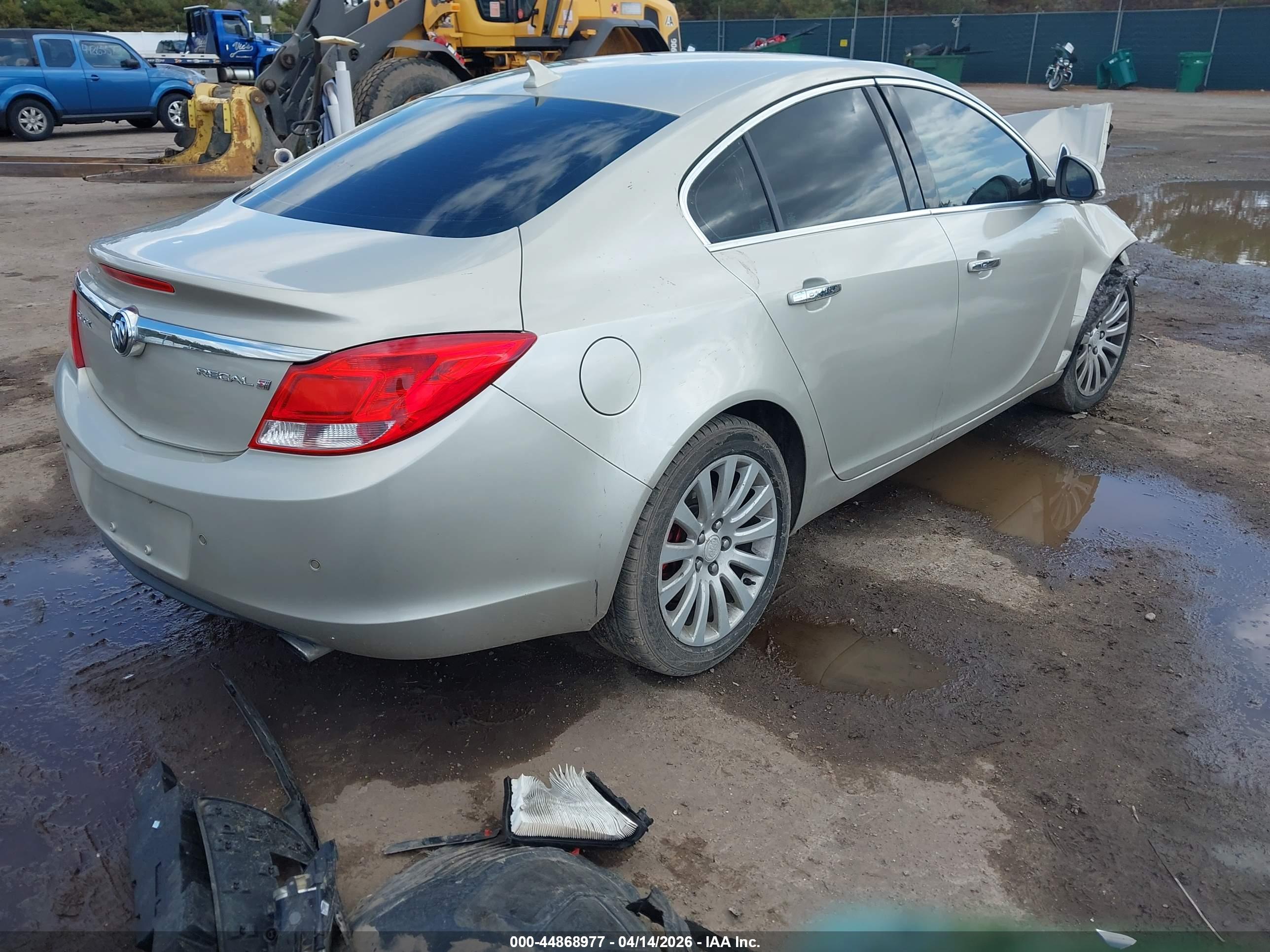 BUICK REGAL image 4