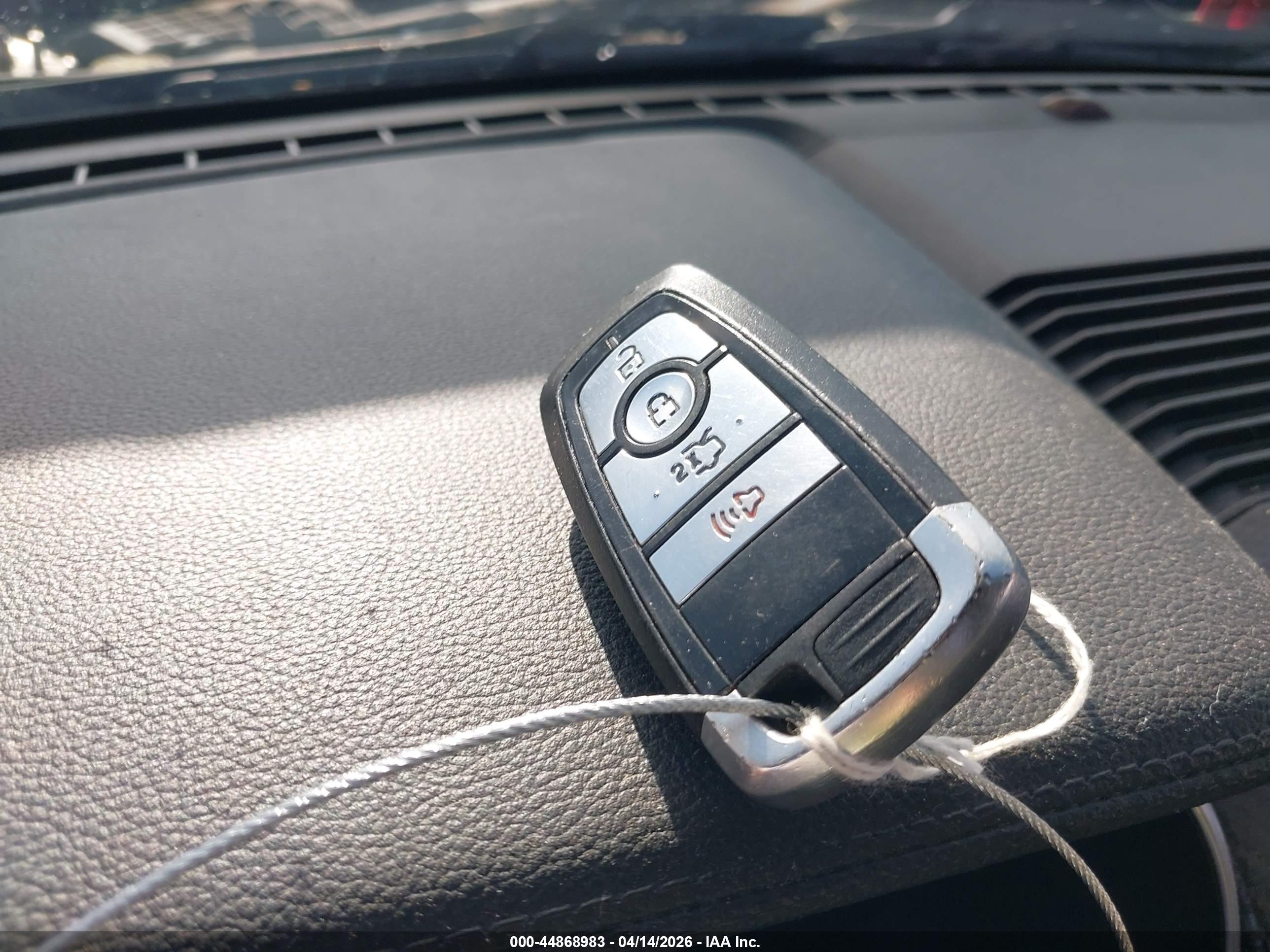 FORD MUSTANG image 11