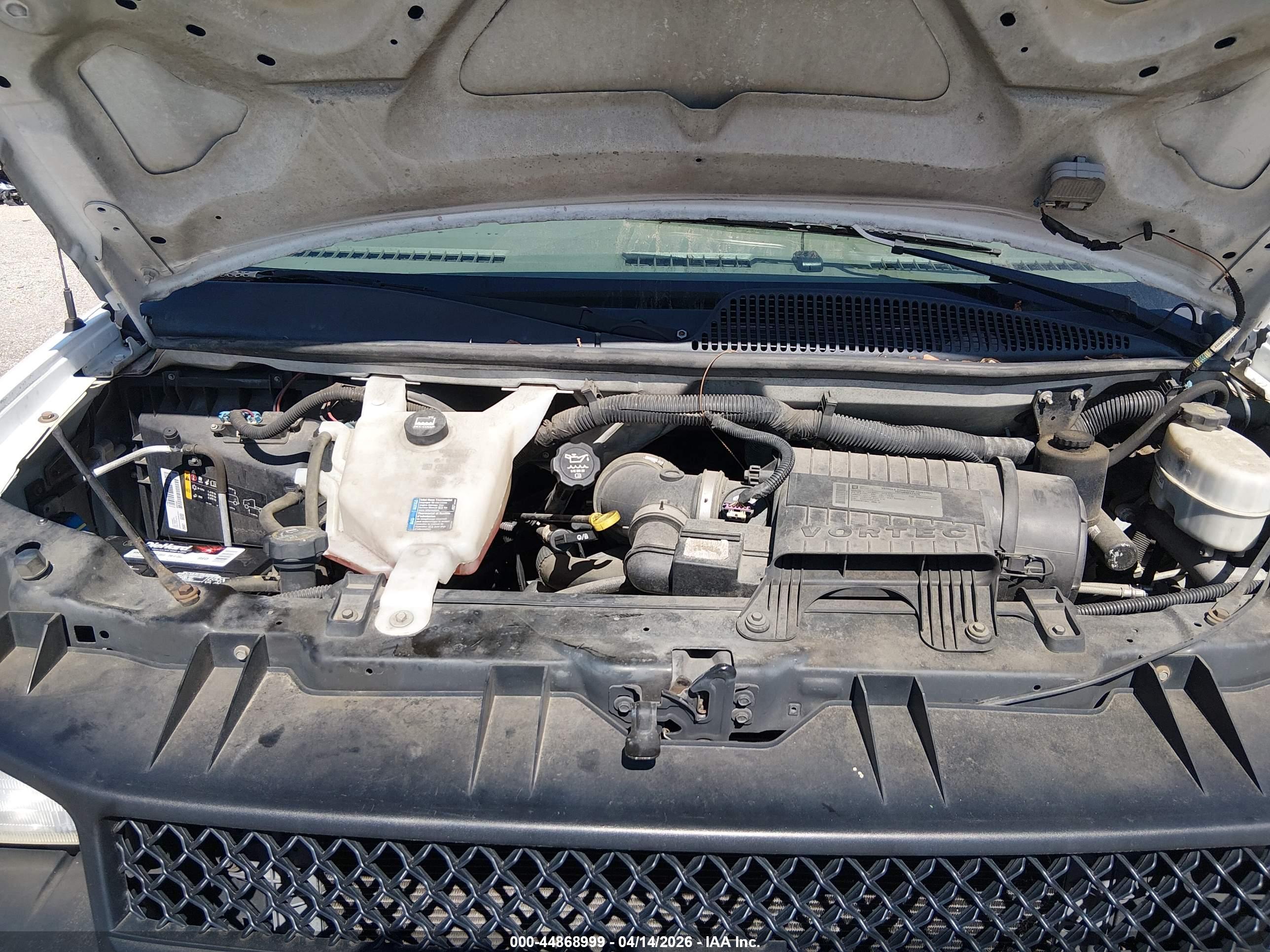 CHEVROLET EXPRESS image 10