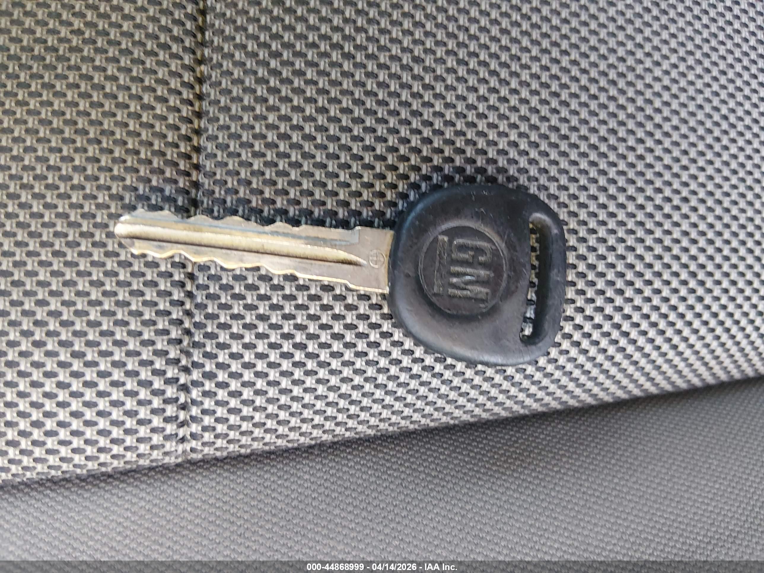 CHEVROLET EXPRESS image 11