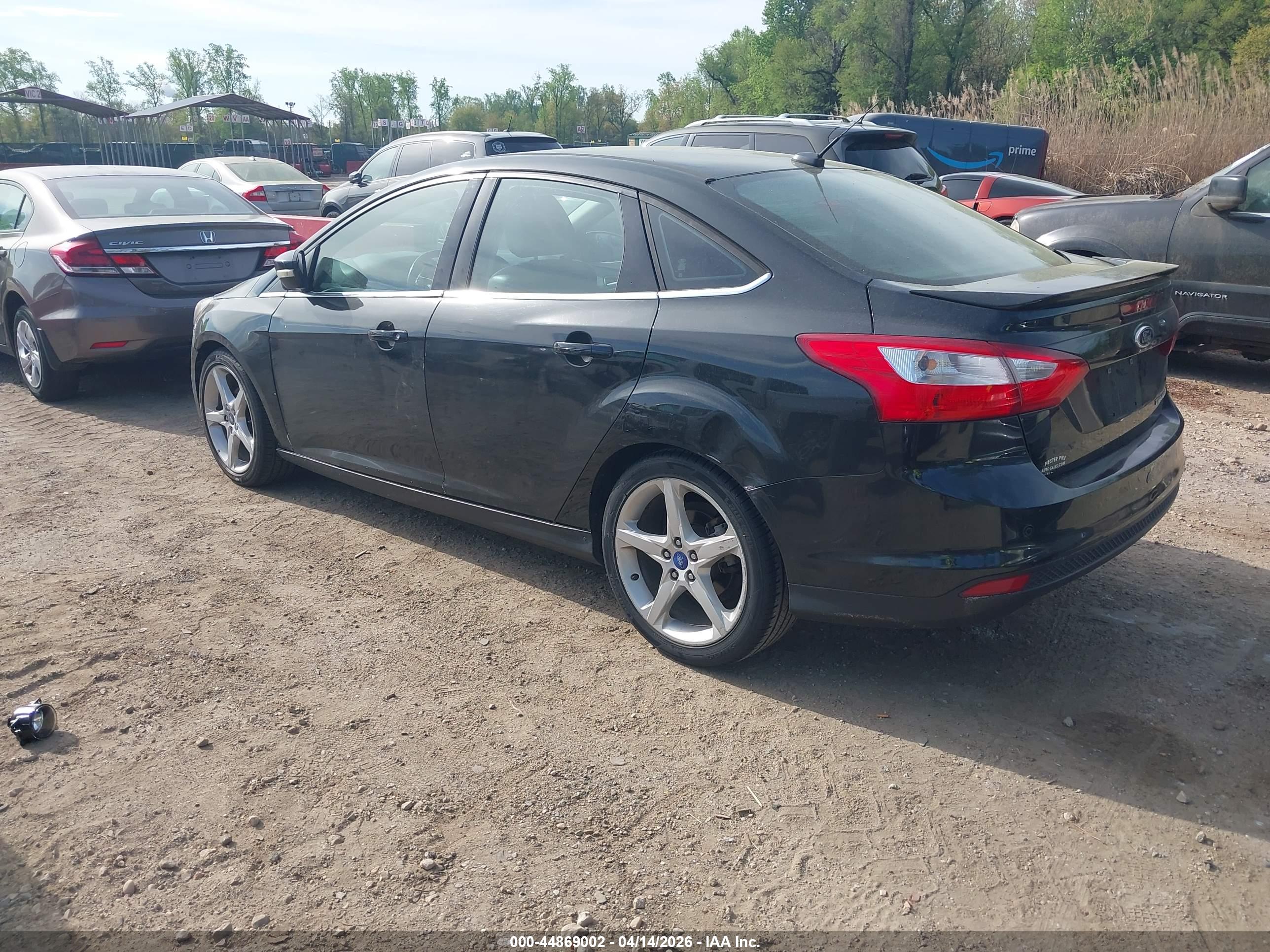 FORD FOCUS image 3