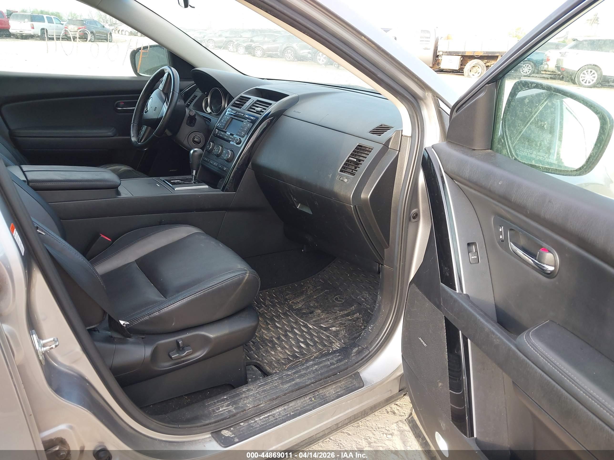 MAZDA CX-9 image 5