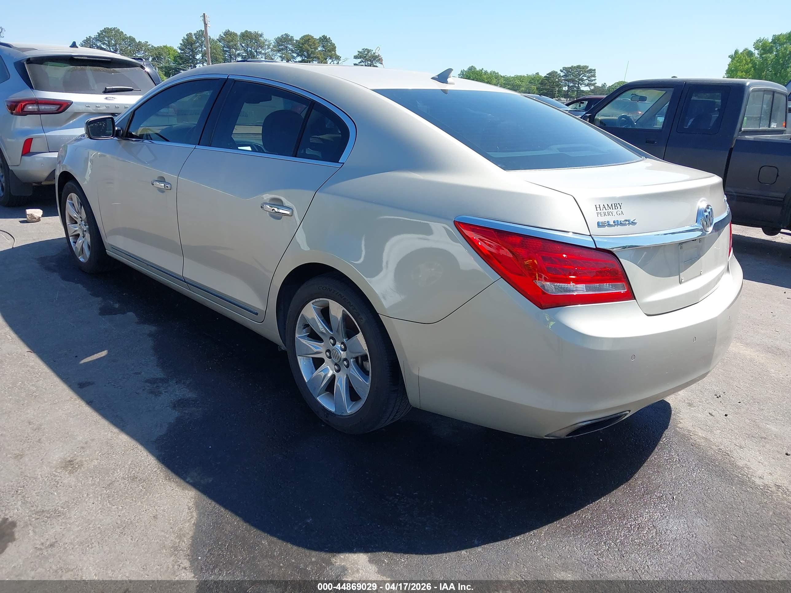 BUICK LACROSSE image 3