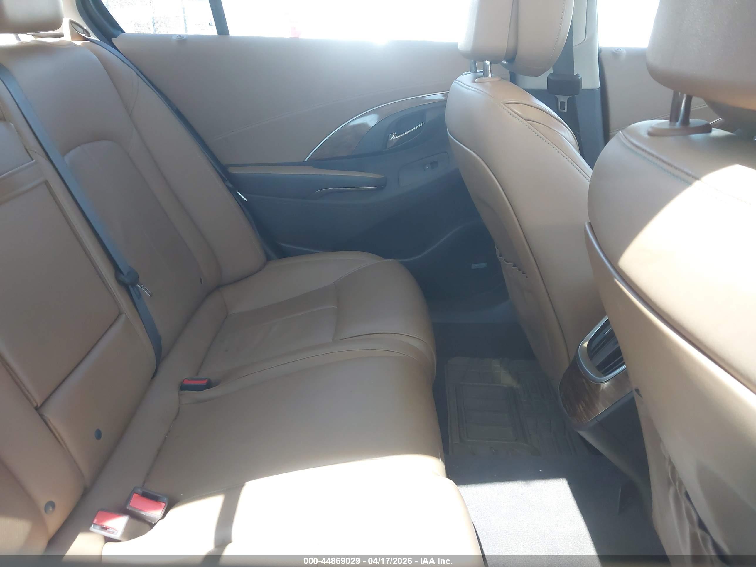 BUICK LACROSSE image 8