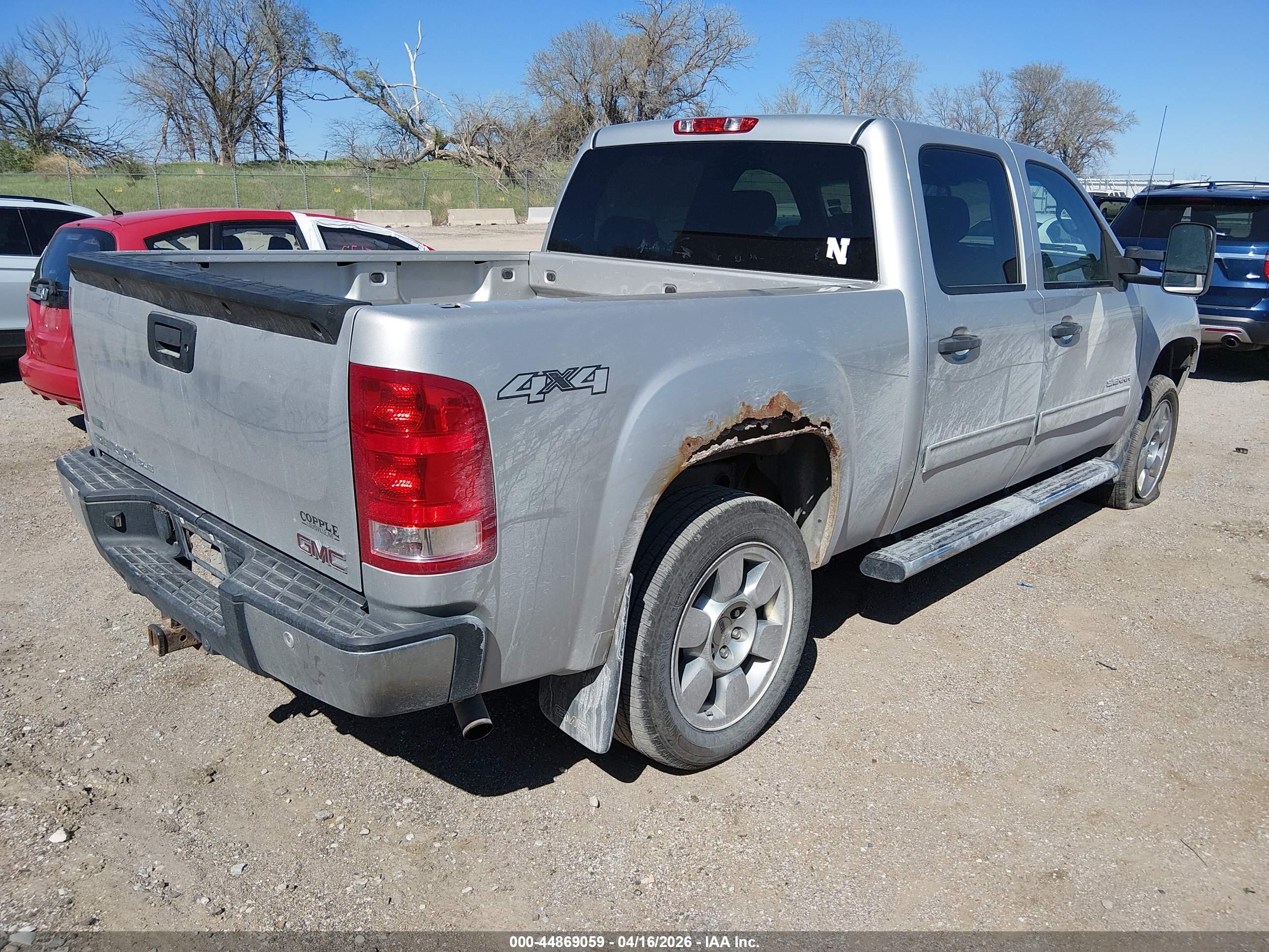 GMC SIERRA image 4