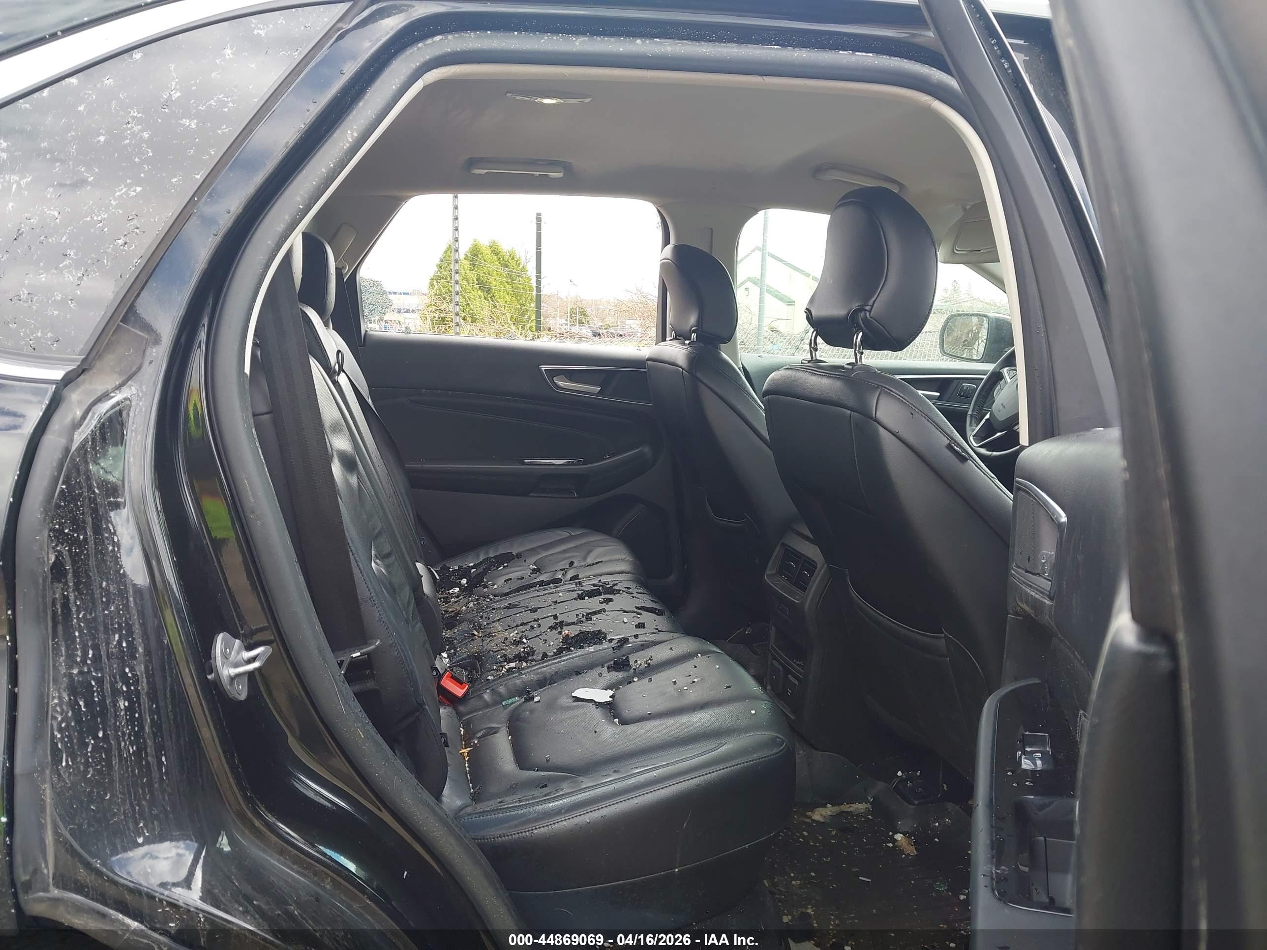 FORD EDGE image 8