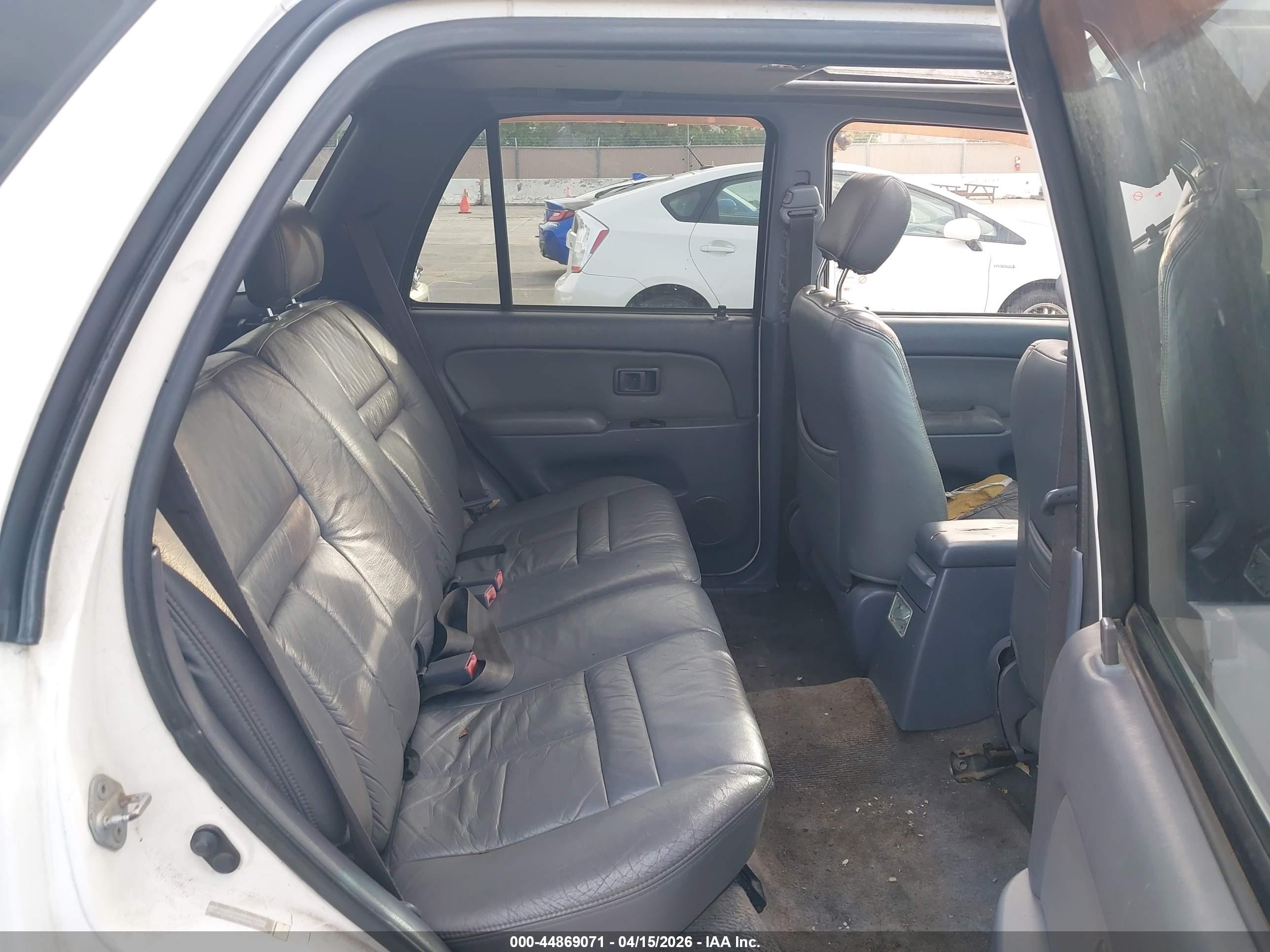 TOYOTA 4RUNNER image 8
