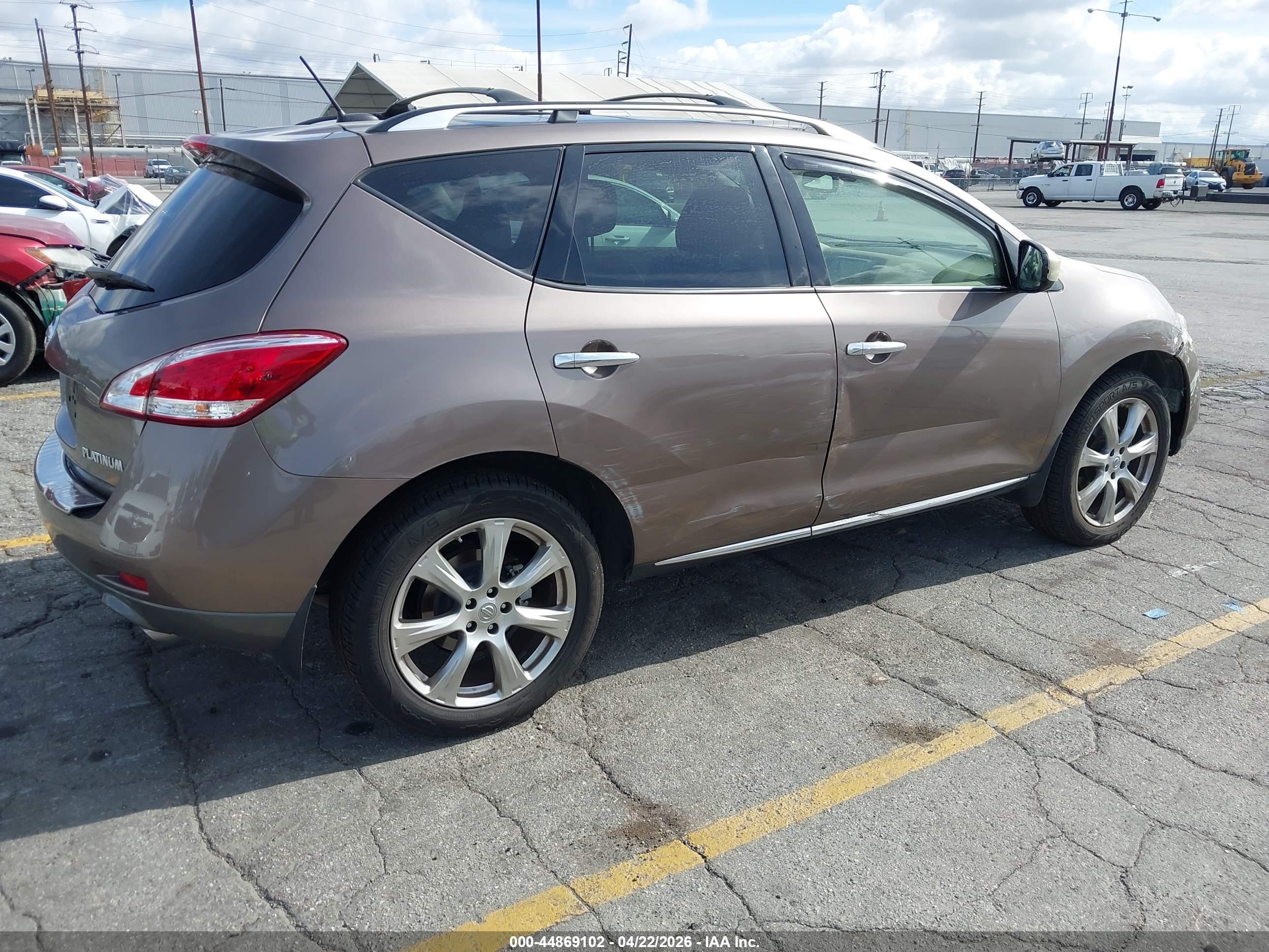 NISSAN MURANO image 4
