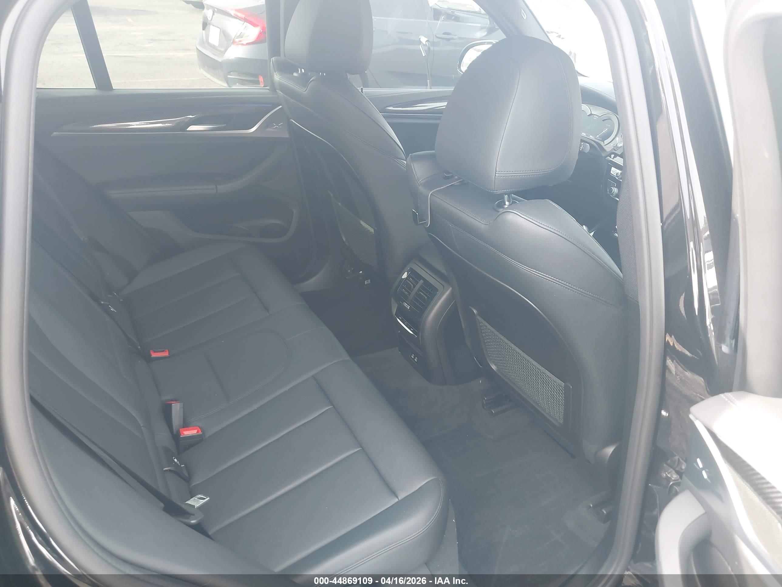 BMW X3 image 8