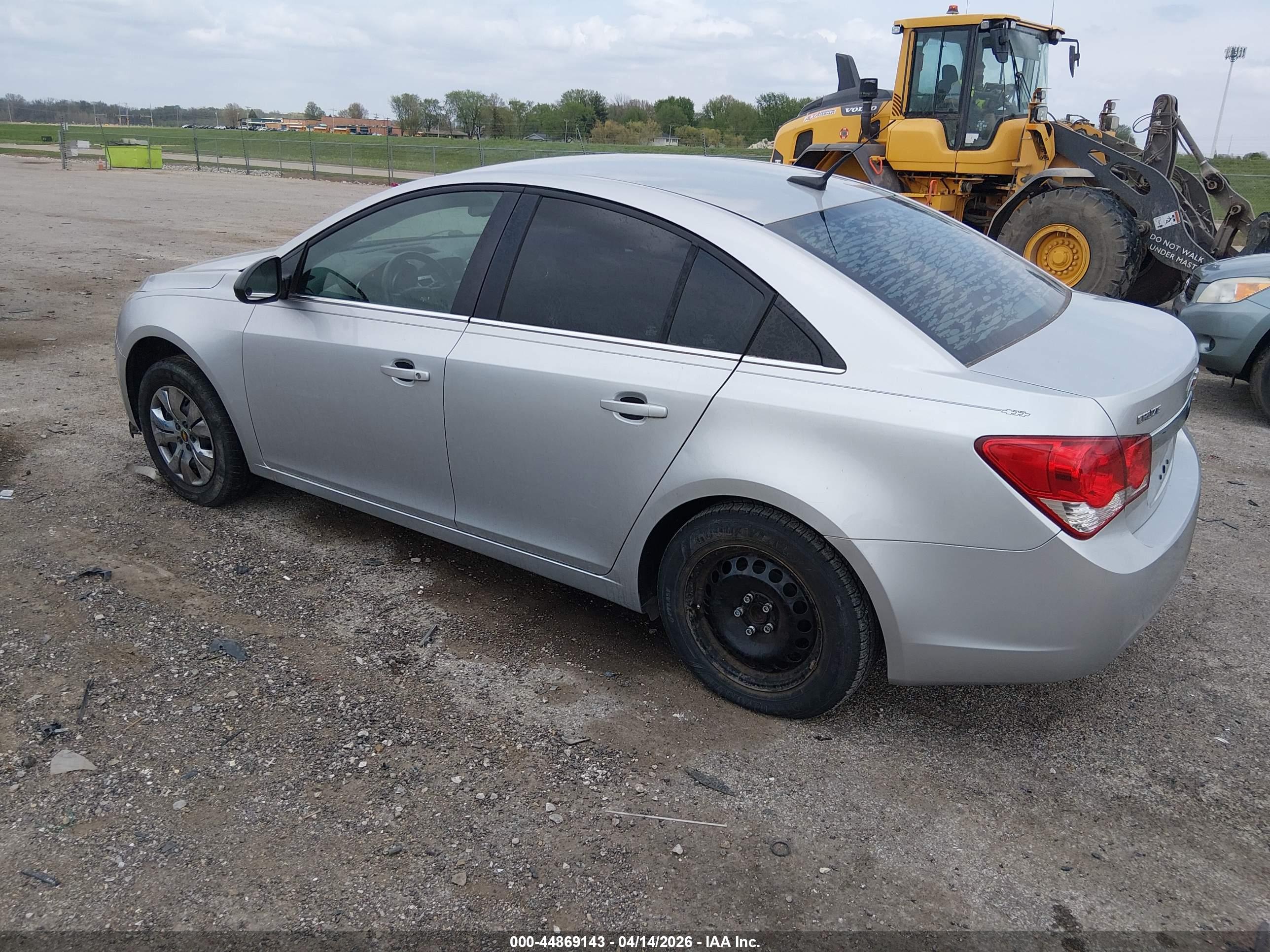 CHEVROLET CRUZE image 3